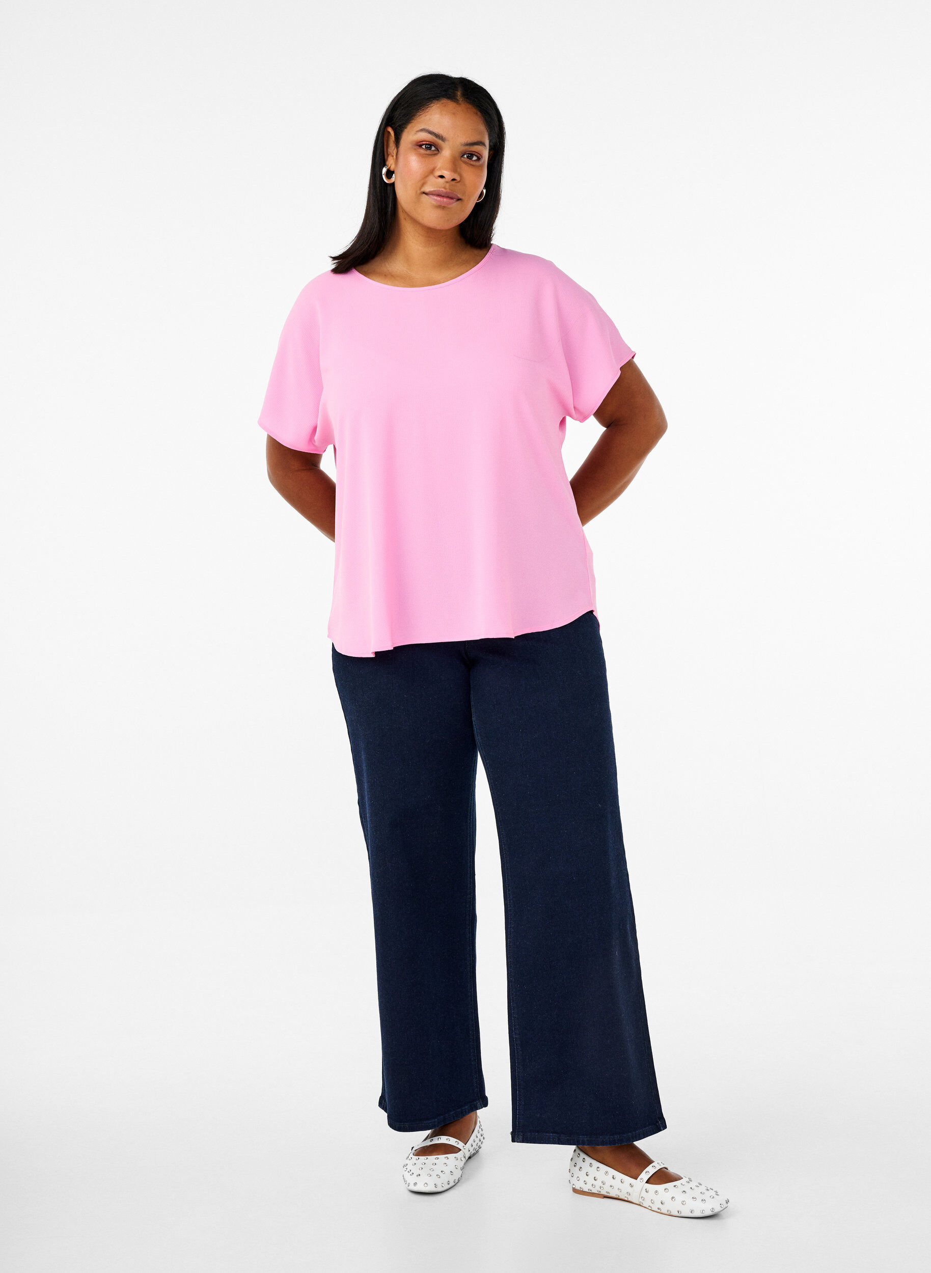 Zizzi Bluse mit kurzen &Auml;rmeln und Rundhalsausschnitt, Pink, Model image number 1
