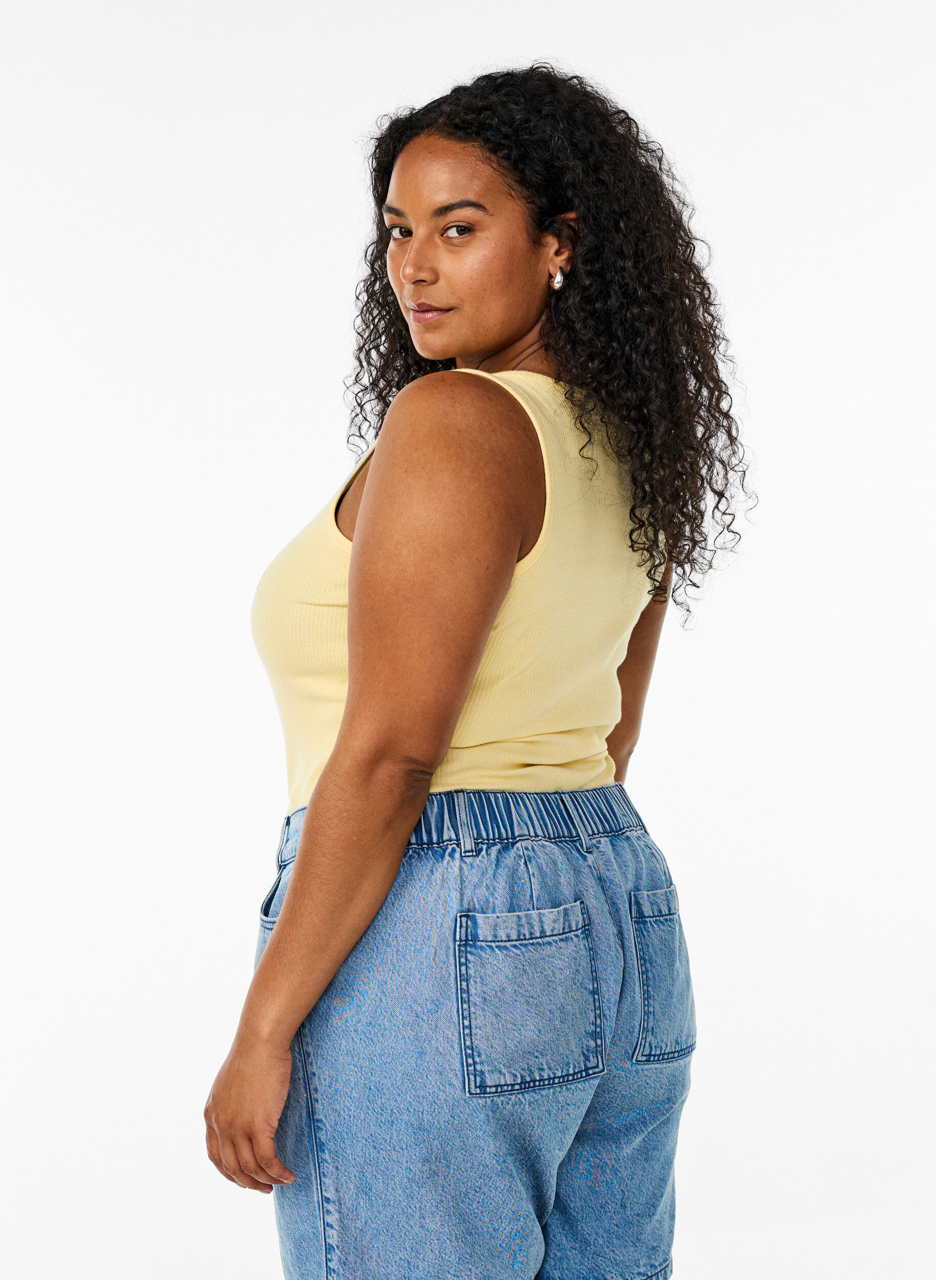 Zizzi D&eacute;bardeur cintr&eacute; avec strass, Jaune clair, Model image number 2