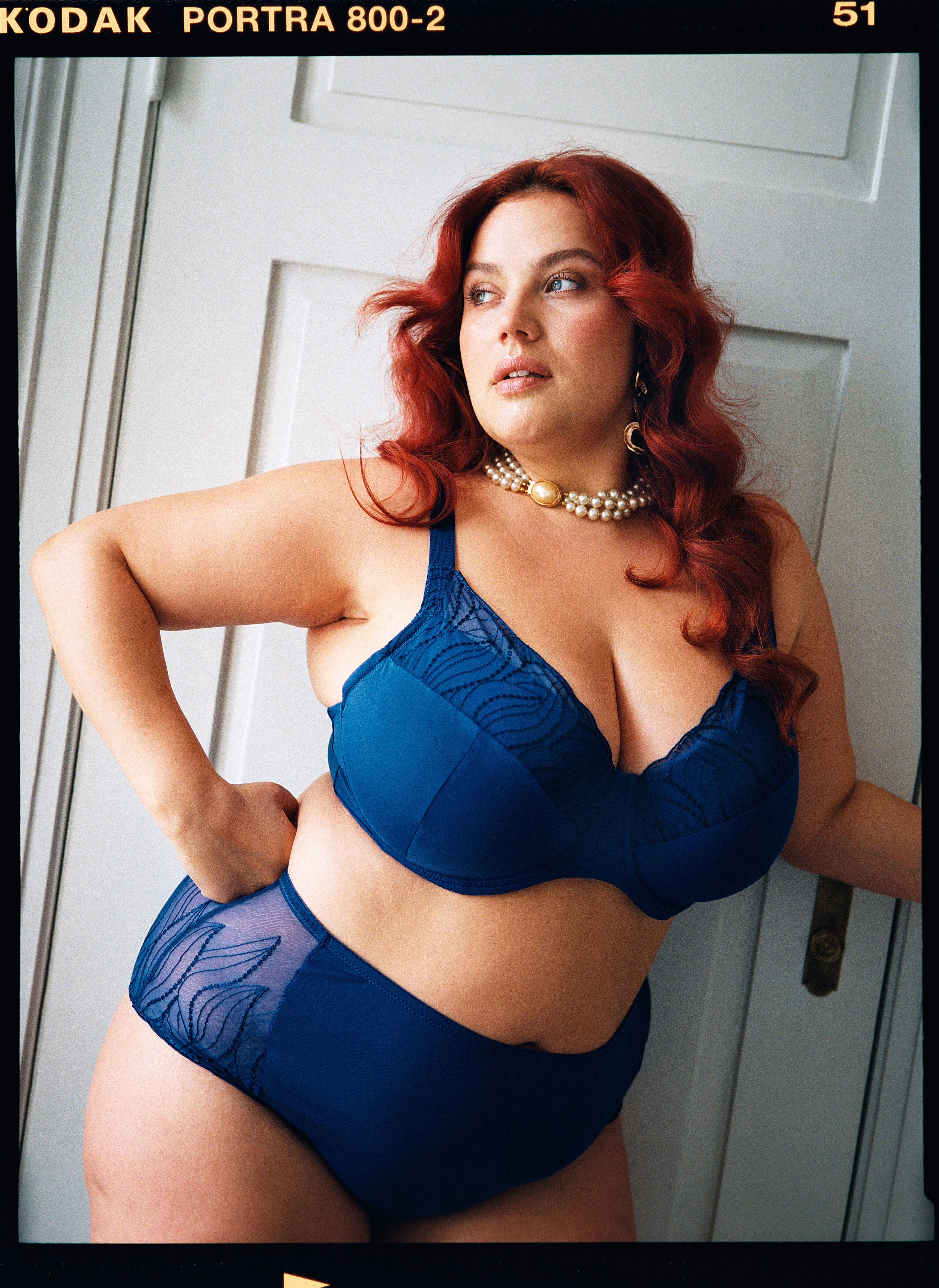 Set in Blau mit sch&ouml;nen Details  , , Model