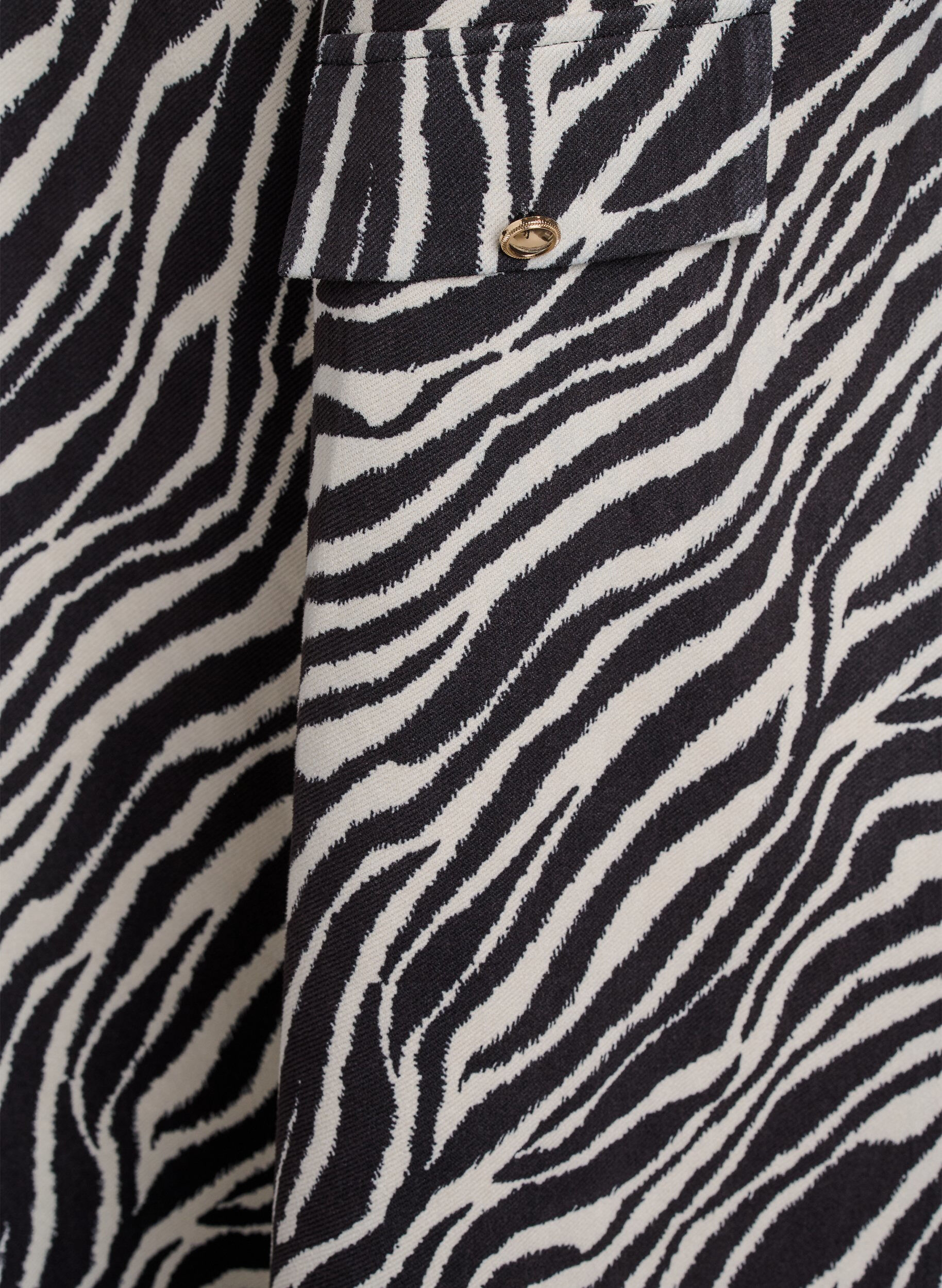 Zizzi Robe en trap&egrave;ze courte avec manches 7/8, Noir, Packshot image number 3