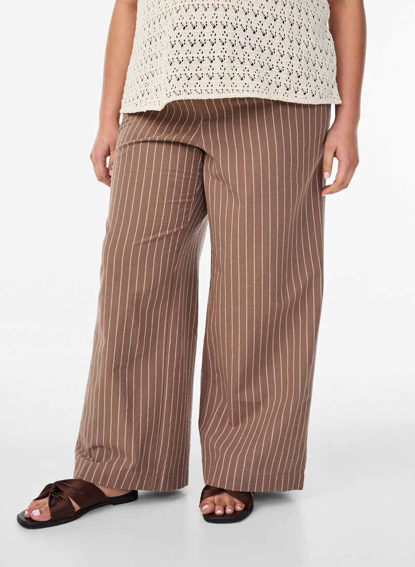 Pantalon ample avec taille haute et poches, Marron, Model image number 2