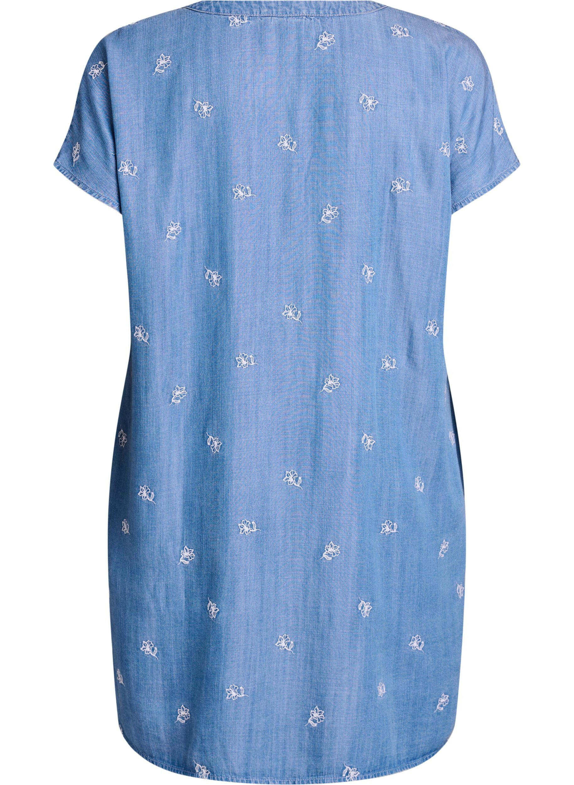 ZizziRobe en lyocell avec un aspect denim et des fleurs brod&eacute;es, Bleu Clair, Packshot image number 1