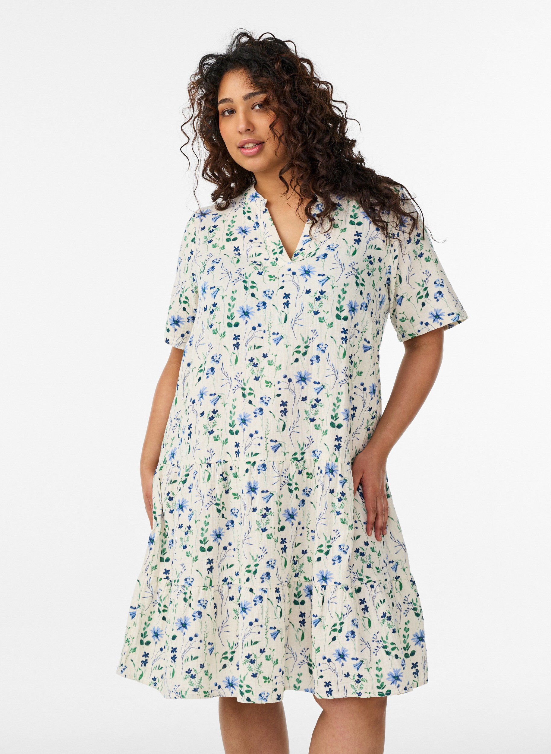 Zizzi Kurzes A-Linien-Kleid aus Baumwollmusselin, Beige, Model image number 0