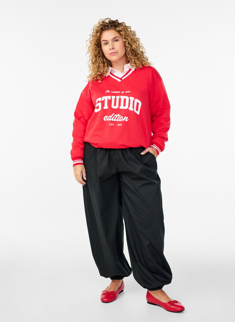 Pantalon ballon avec poches et ceinture &eacute;lastique, Noir, Model