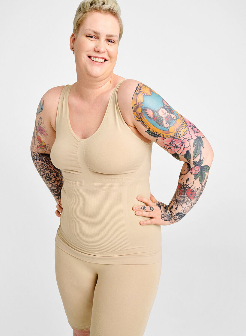 Shapewear Top mit breiten Tr&auml;gern, Beige, Image image number 0