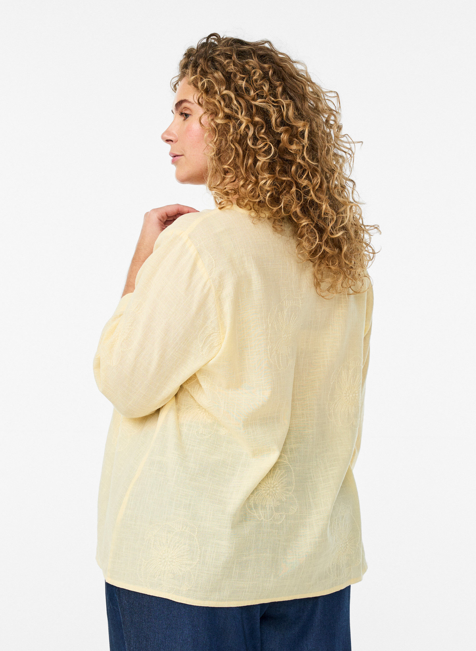 ZizziBlouse en coton avec d&eacute;tails brod&eacute;s et manches 3/4, Jaune clair, Model image number 2