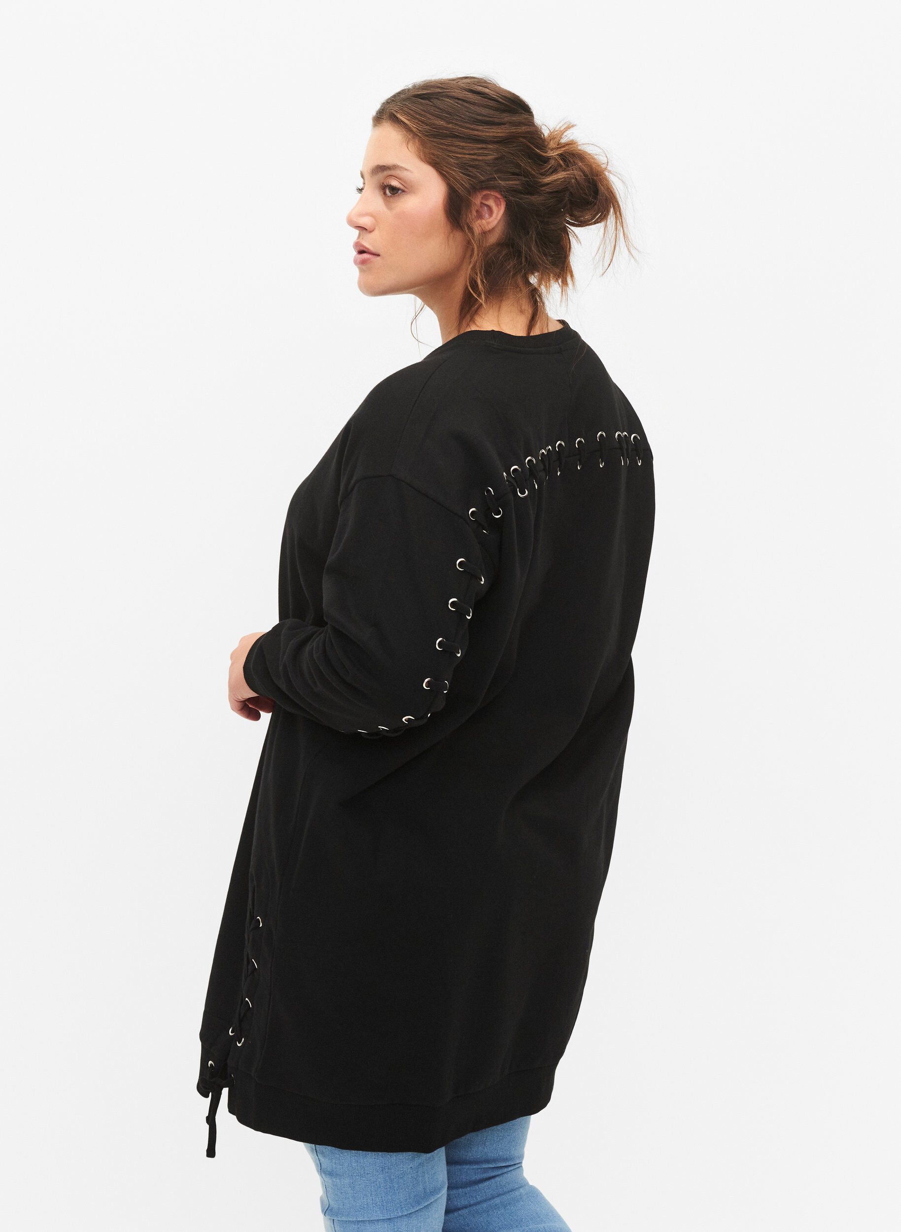 Zizzi Sweater Tunika mit Kordel Details, Black, Model image number 1