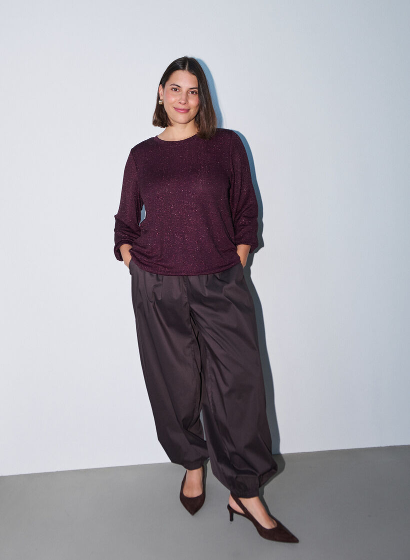 Blouse avec texture verticale et fils scintillants, Bordeaux, Model image number 1