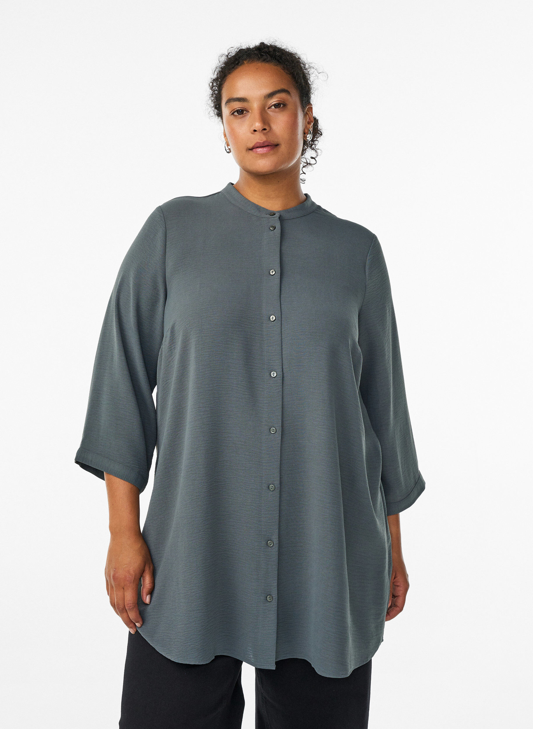 Tunika mit 3/4-&Auml;rmeln, Gr&uuml;n, Model