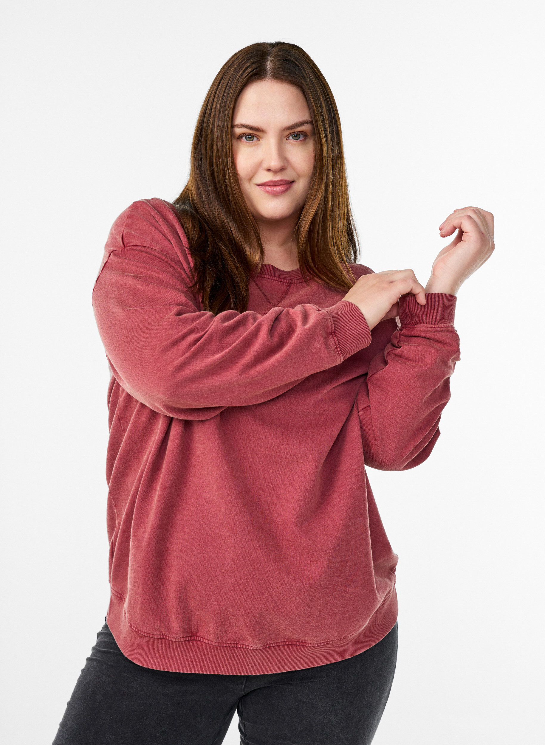 Zizzi Lockeres Sweatshirt im gewaschenen Look, Rot, Model image number 0