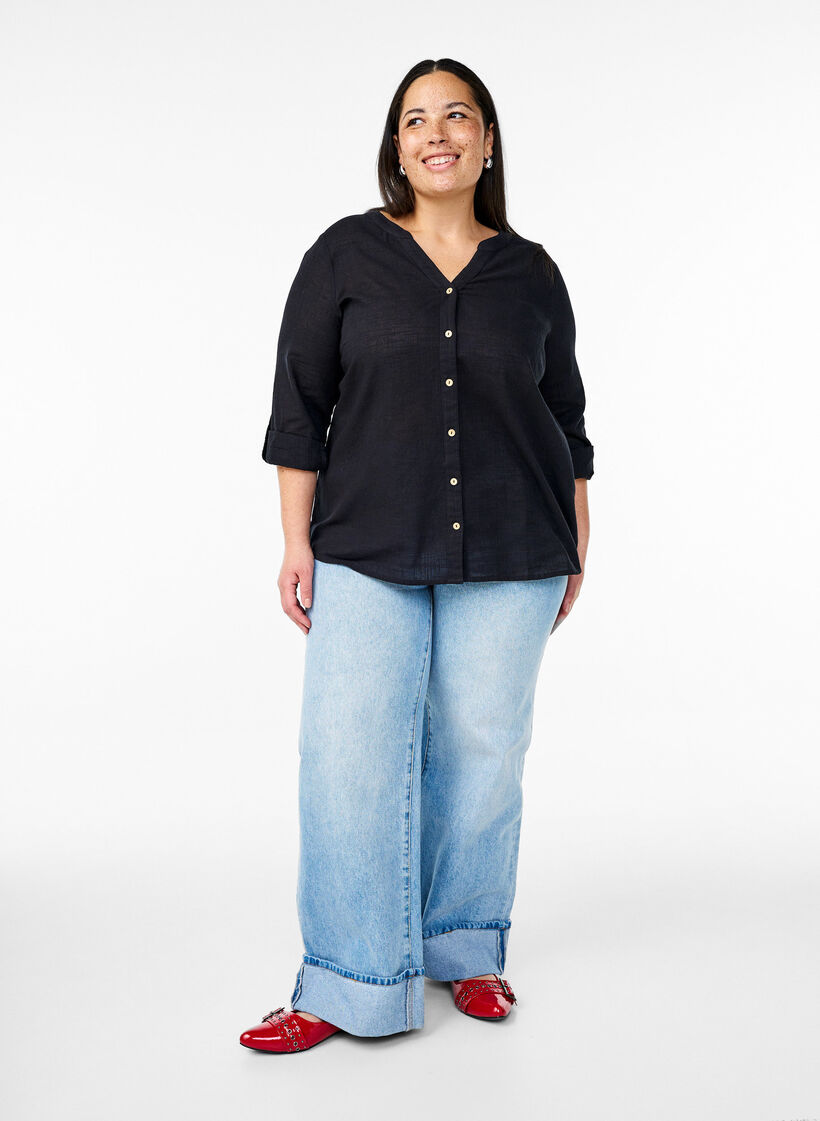 Baumwollbluse mit V-Ausschnitt, Schwarz, Model image number 1
