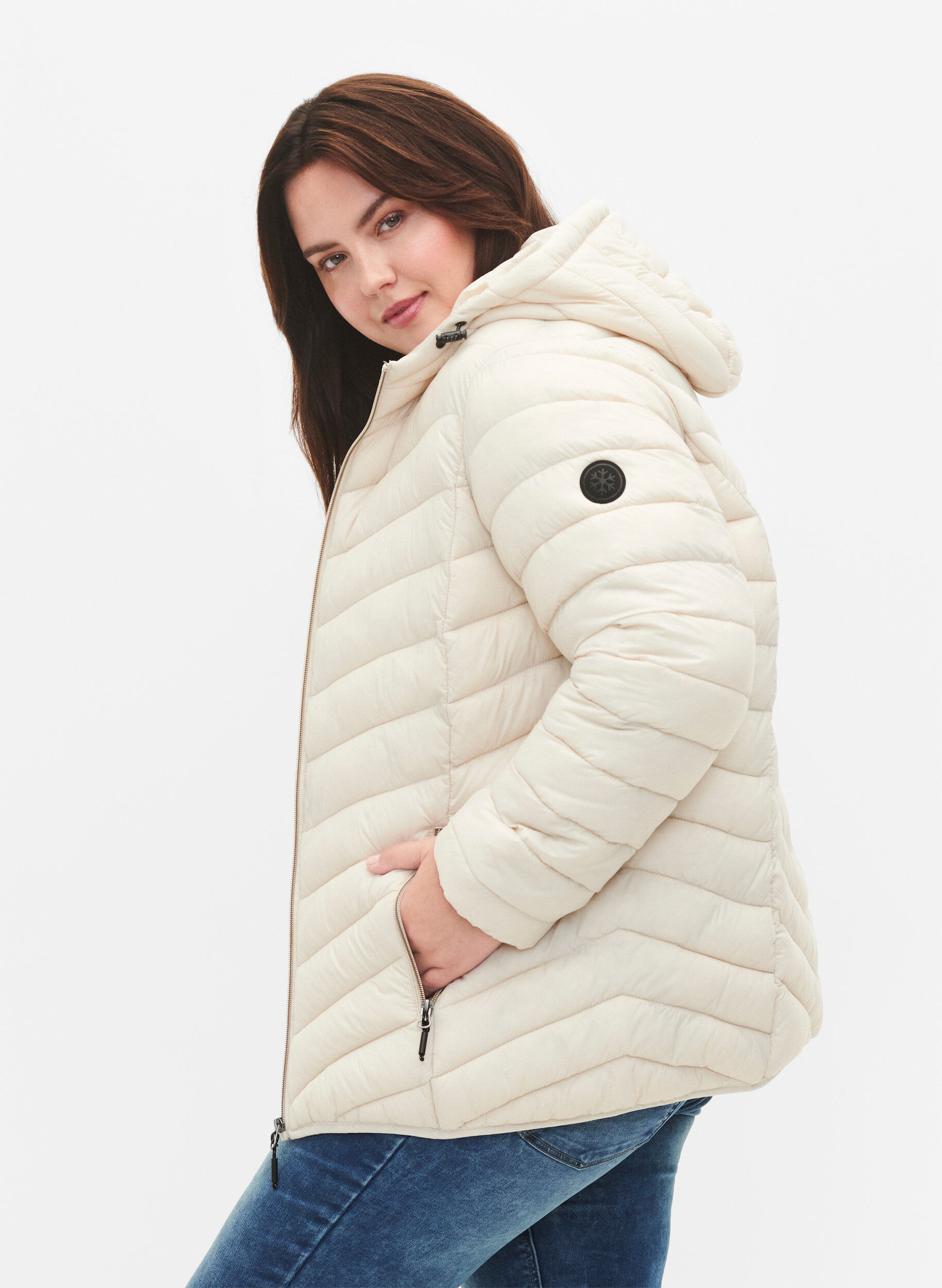 Zizzi Leichte Jacke mit Kapuze, Beige, Model image number 3