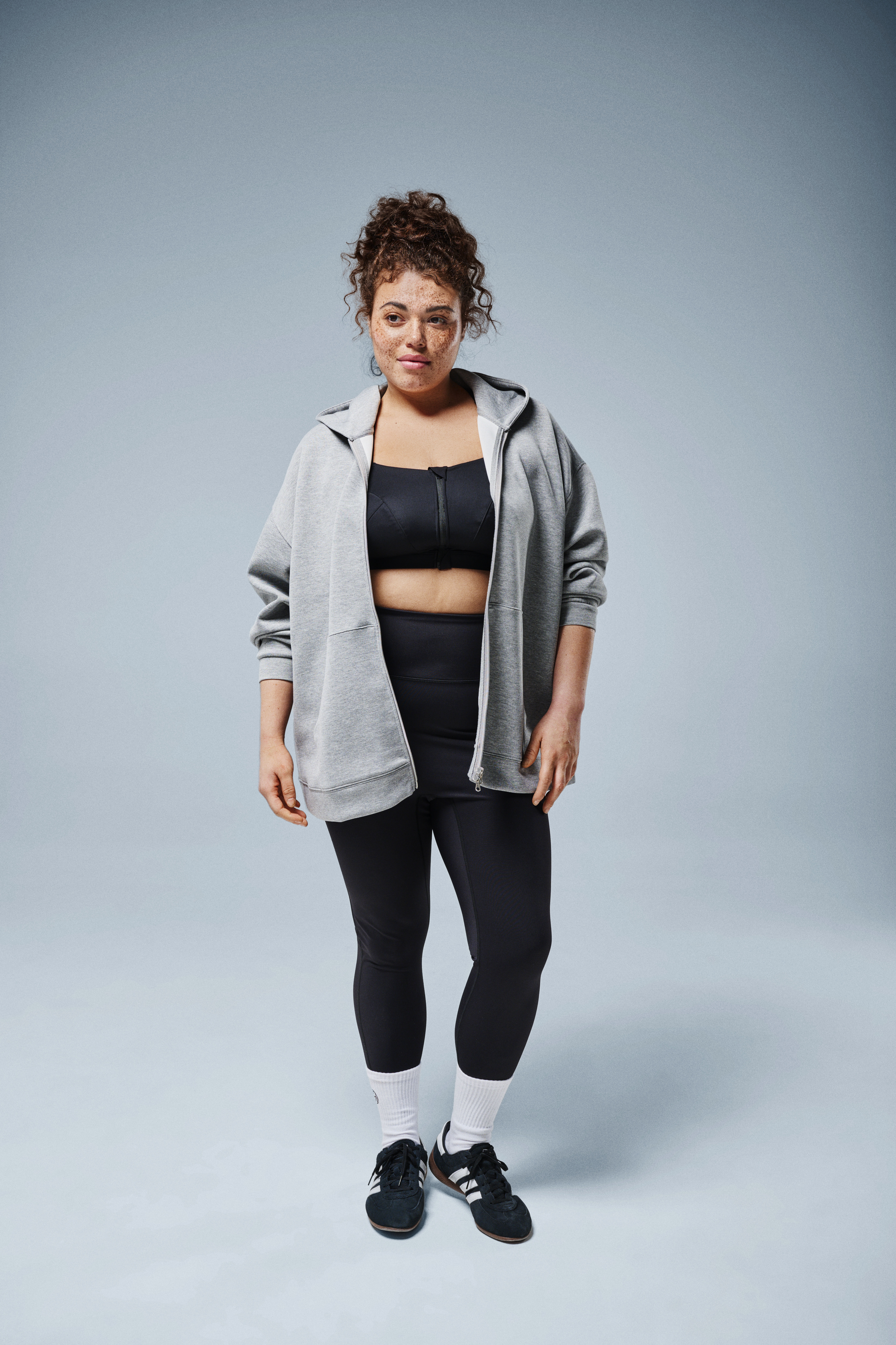Zizzi Look sportif avec sweat &agrave; capuche, , Model