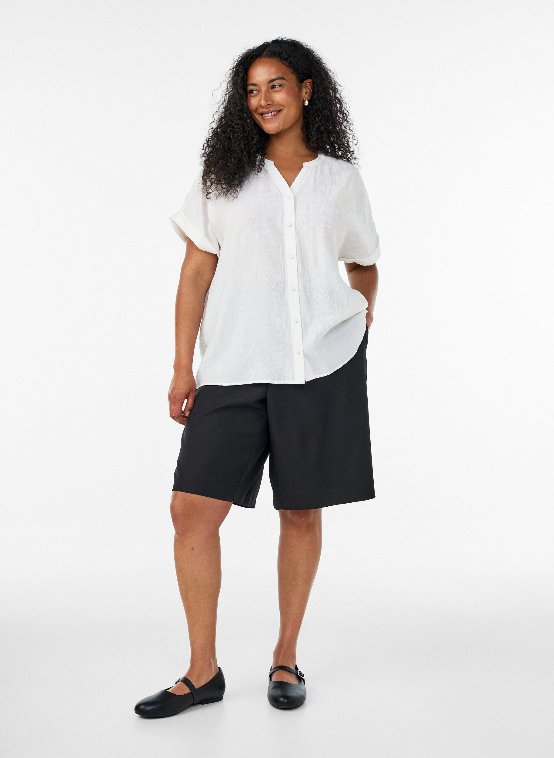 ZizziBluse aus Viskose mit Kn&ouml;pfen und Struktur, Vanille, Model image number 1