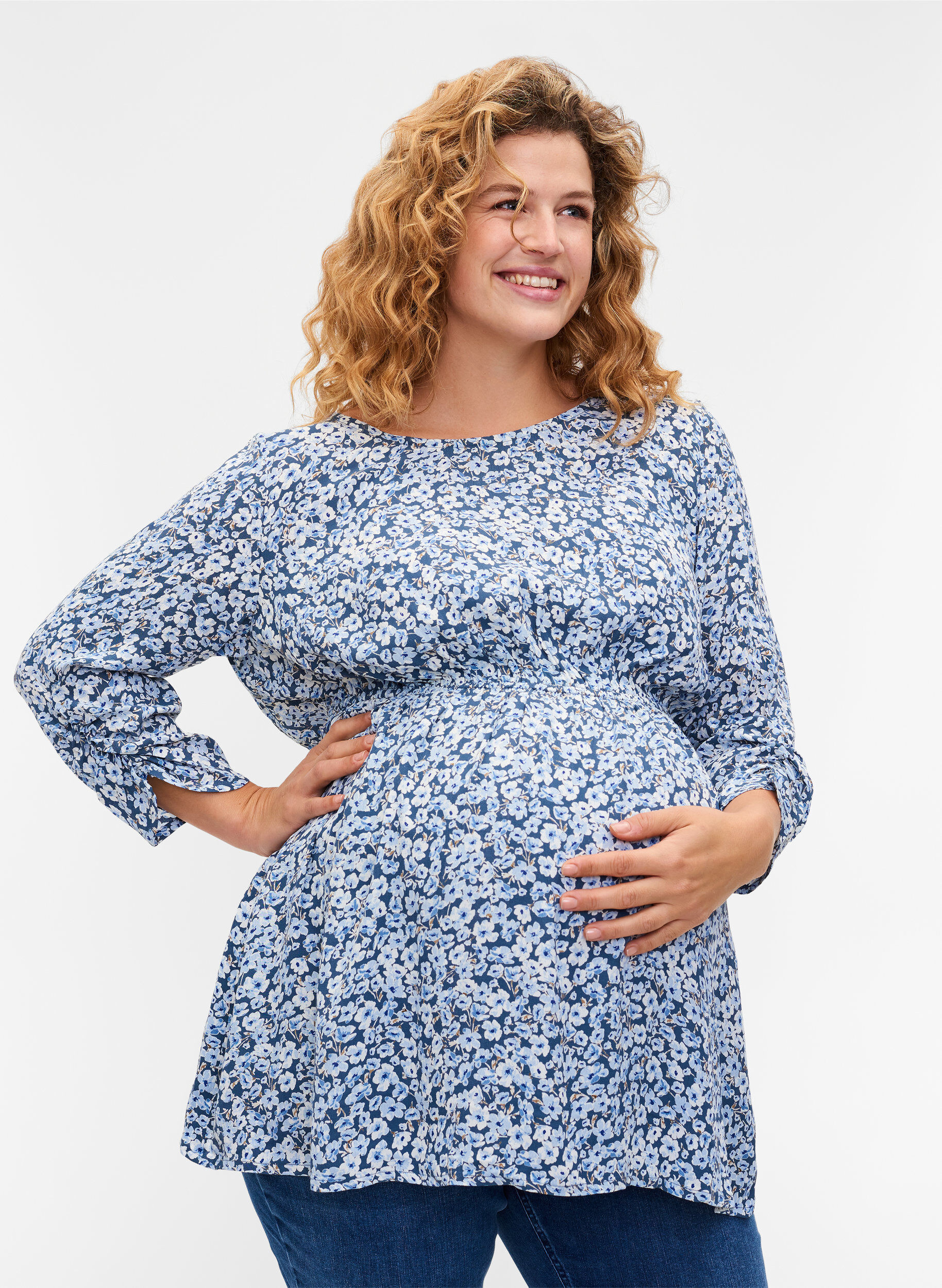 Zizzi Schwangerschaftsbluse aus Viskose mit Blumenprint, Blue Flower AOP, Model image number 0