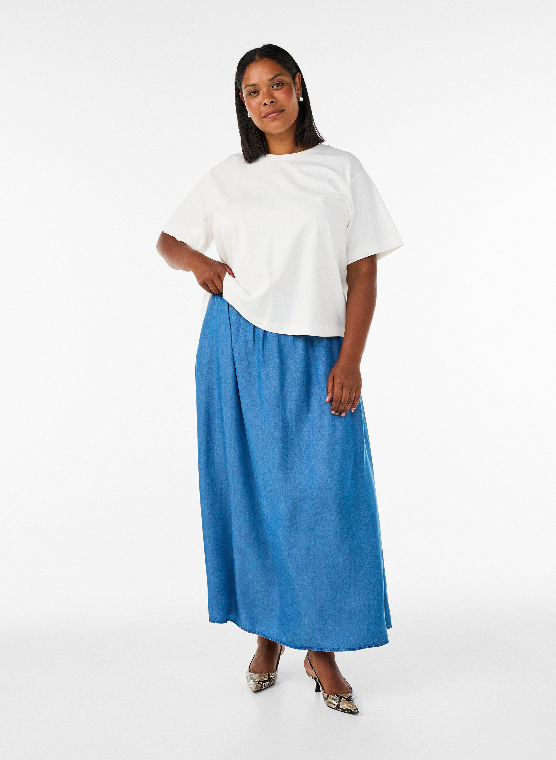 Jupe longue aspect denim en lyocell TENCEL&trade;, Bleu, Model