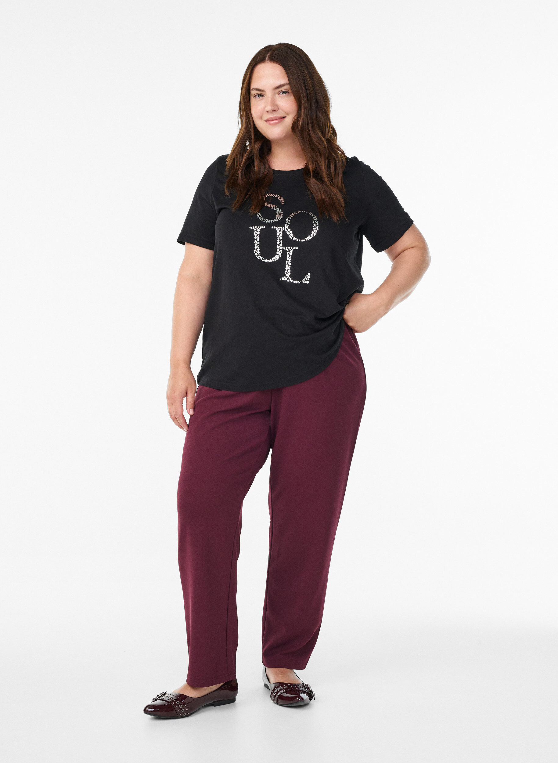 Zizzi T-Shirt mit Print, Schwarz, Model image number 1