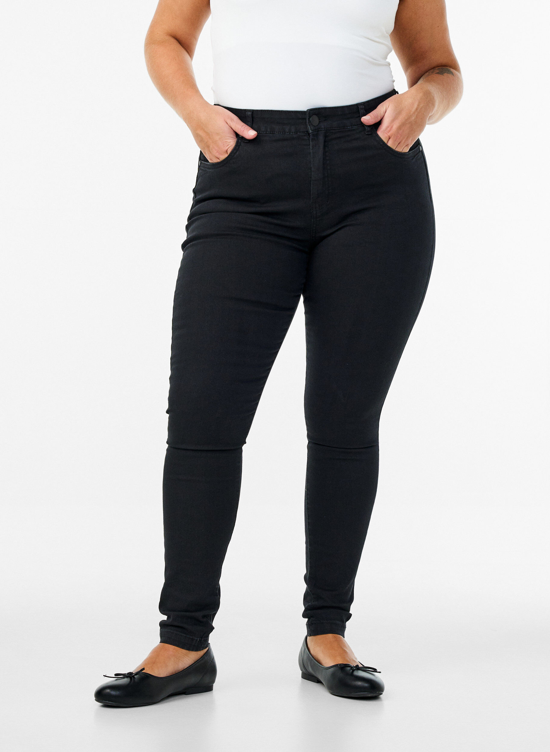 Zizzi Jean Amy super slim taille haute, Noir, Model image number 2
