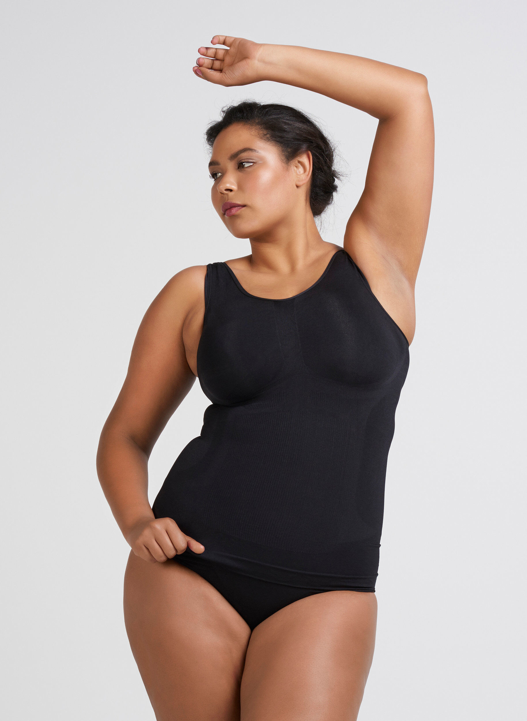 Zizzi Shapewear Top mit breiten Tr&auml;gern, Schwarz, Model image number 2