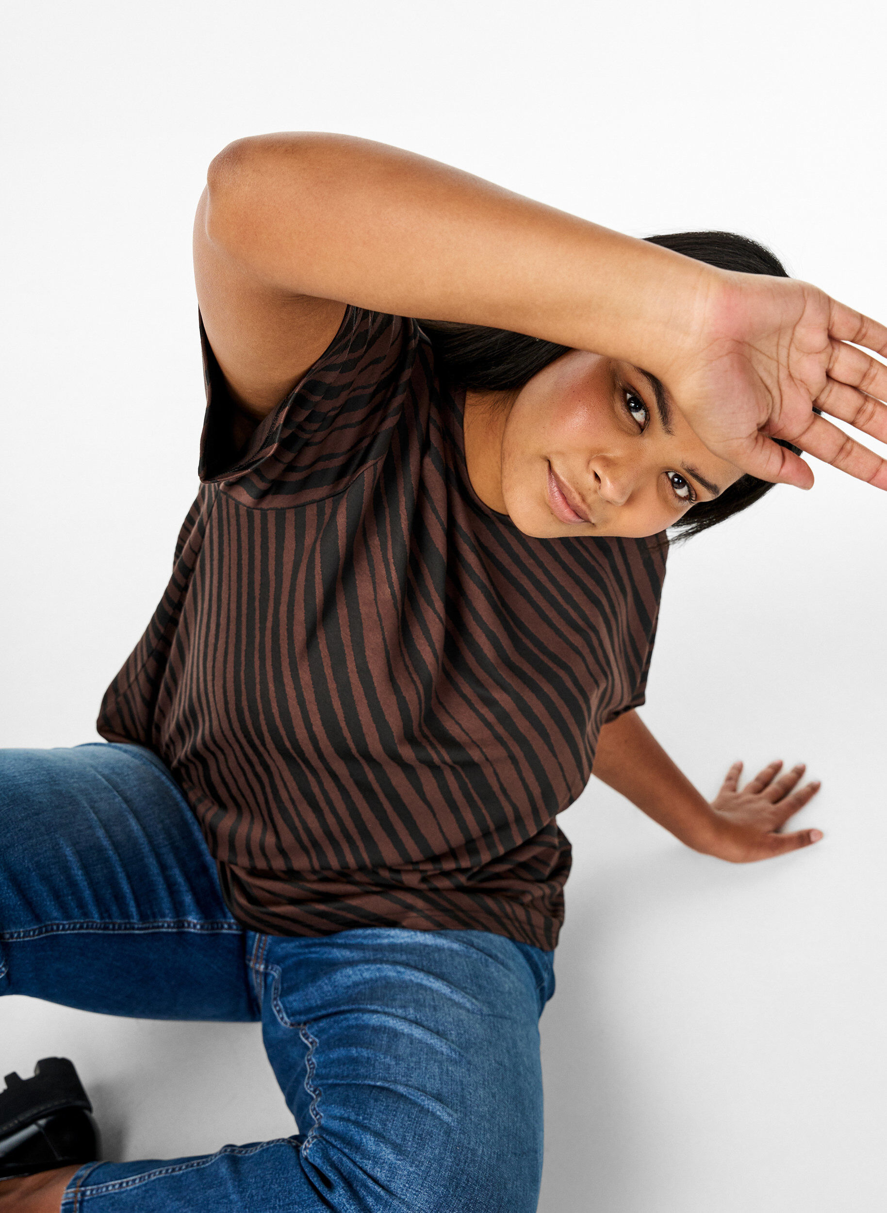 Zizzi Oversize-Bluse mit Muster, Braun, Image image number 0