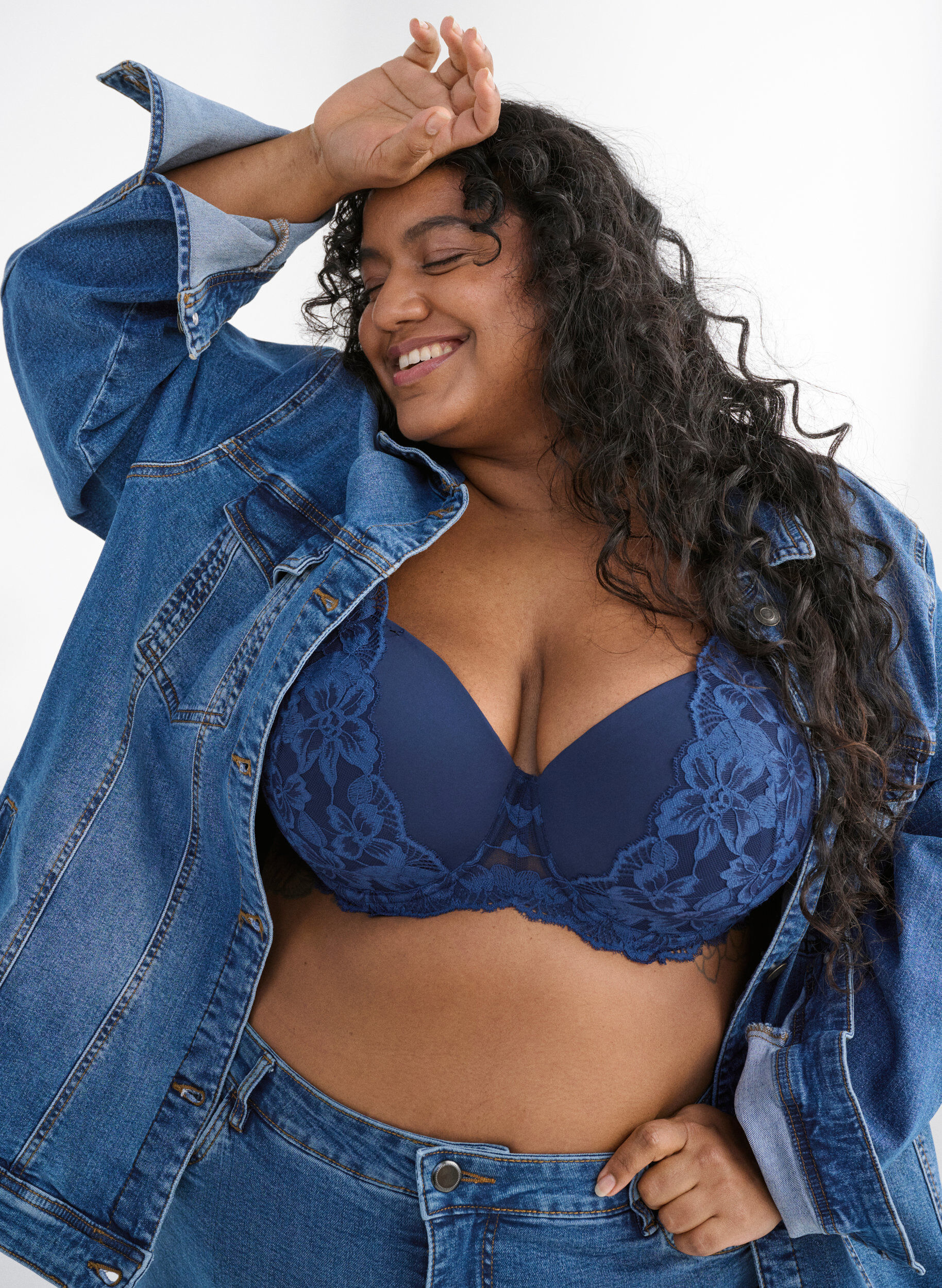 Zizzi BH mit Spitze und geformten Cups, Blau, Image image number 0