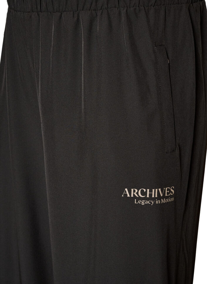 Pantalon d'entra&icirc;nement avec jambes ballon, Noir, Packshot image number 2