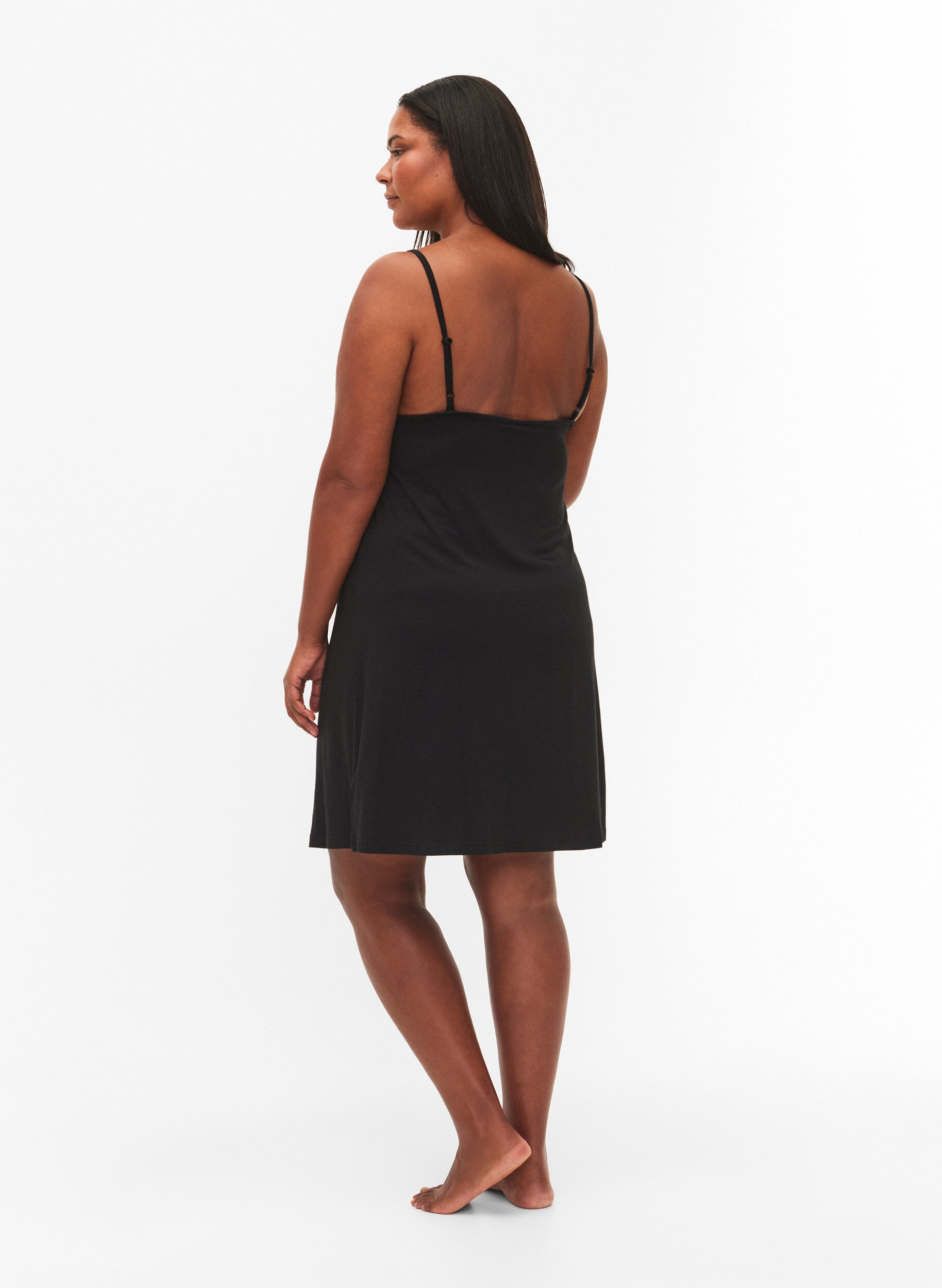 ZizziNeglig&eacute; mit Spitzensaum aus Viskose, Schwarz, Model image number 2