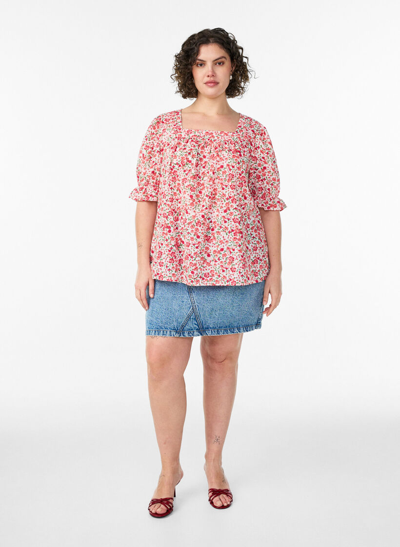 Baumwollbluse mit eckigem Ausschnitt, Rot, Model image number 1