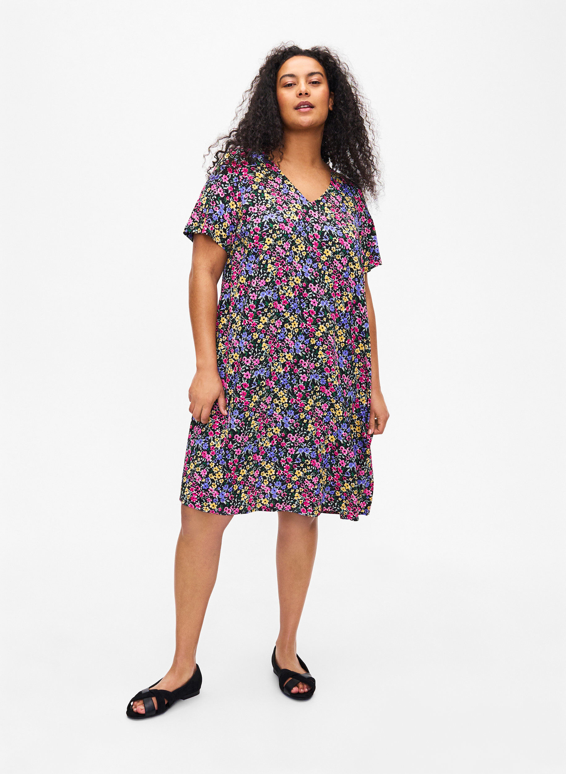 Zizzi FLASH &ndash; Kleid mit V-Ausschnitt und Blumendruck, Multi Flower, Model image number 2