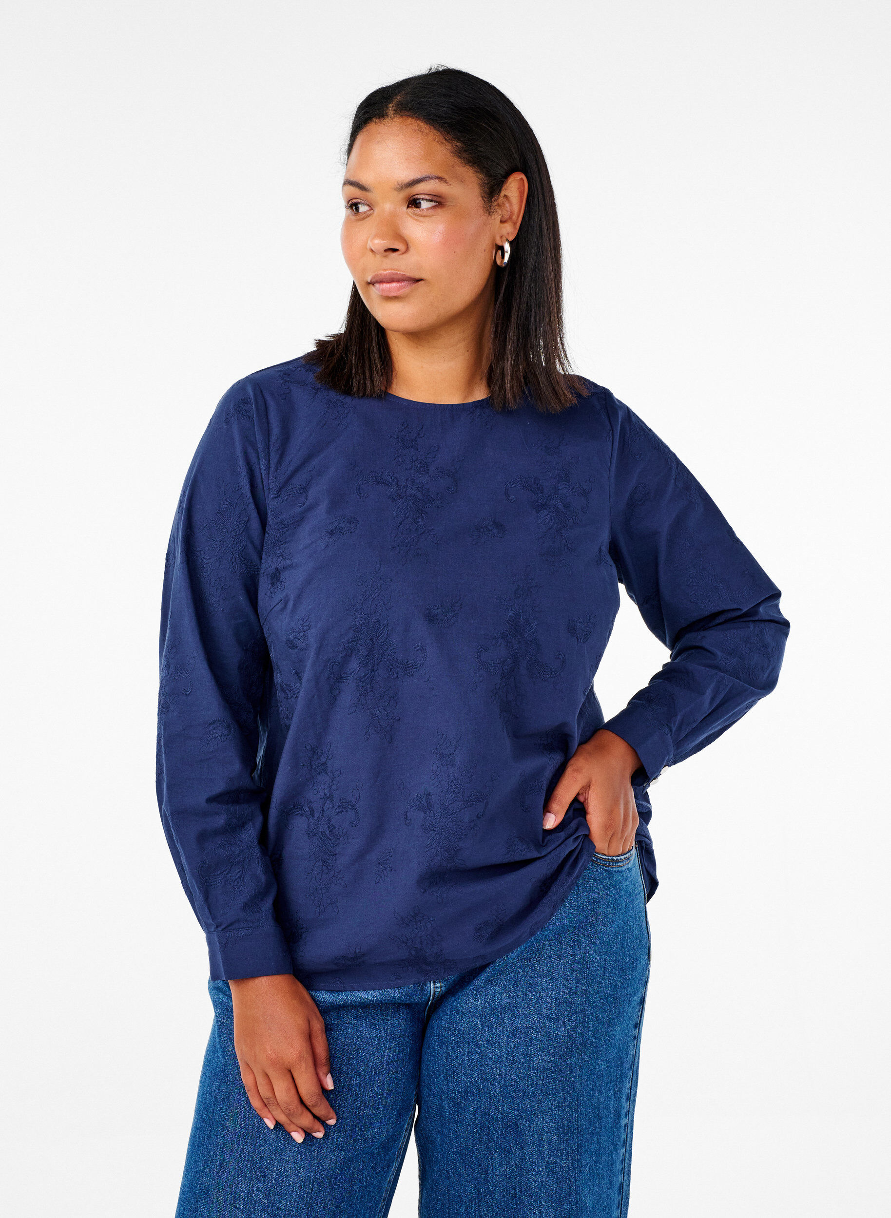 Lang&auml;rmlige Bluse mit Stickereien, Blau, Model