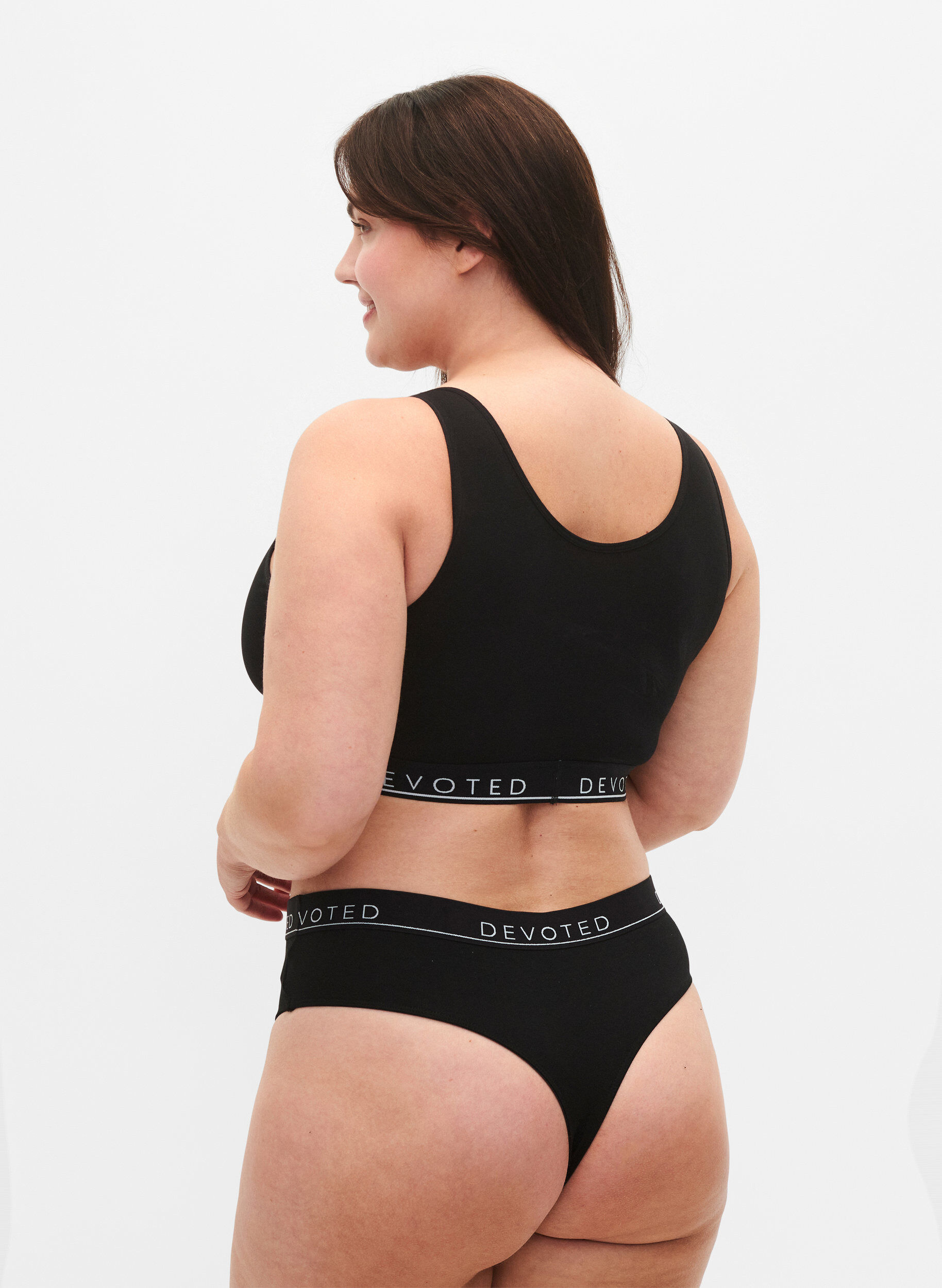 Zizzi Baumwoll-G-String mit regul&auml;rer Taille, Schwarz, Model image number 2
