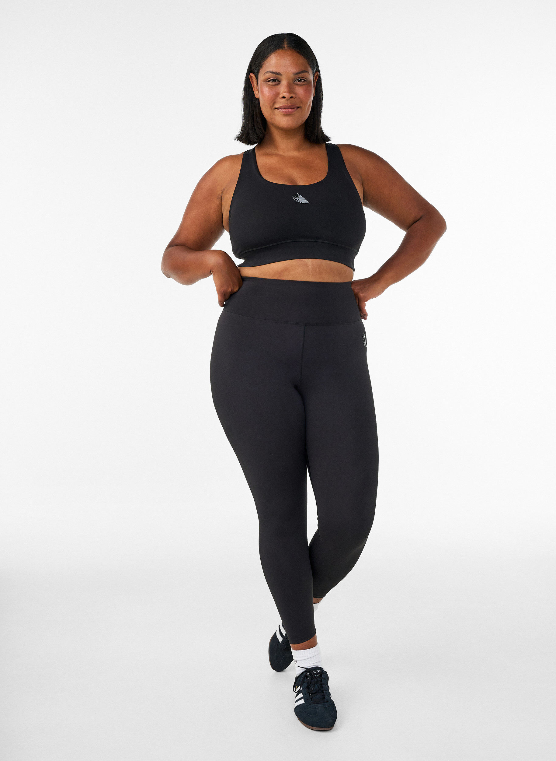 Trainingstights mit hoher Taille und Tasche im Bund, Schwarz, Model