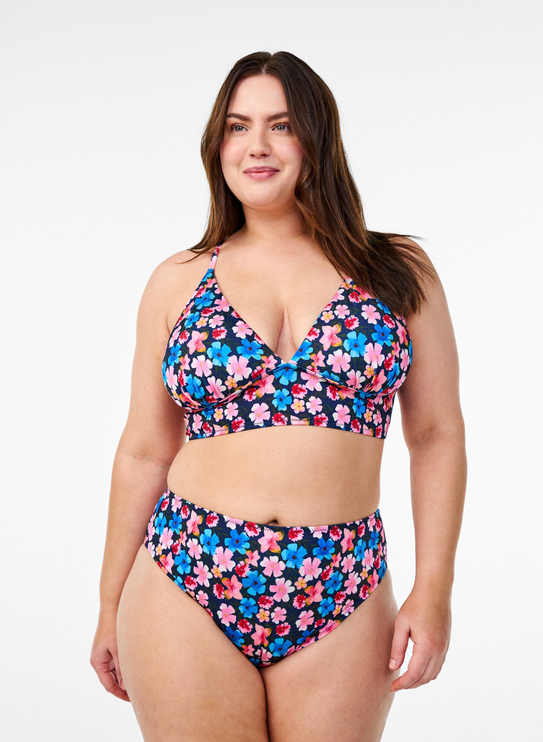 Zizzi Gebl&uuml;mtes Bikinioberteil mit Bindeverschluss, Rot, Model image number 1