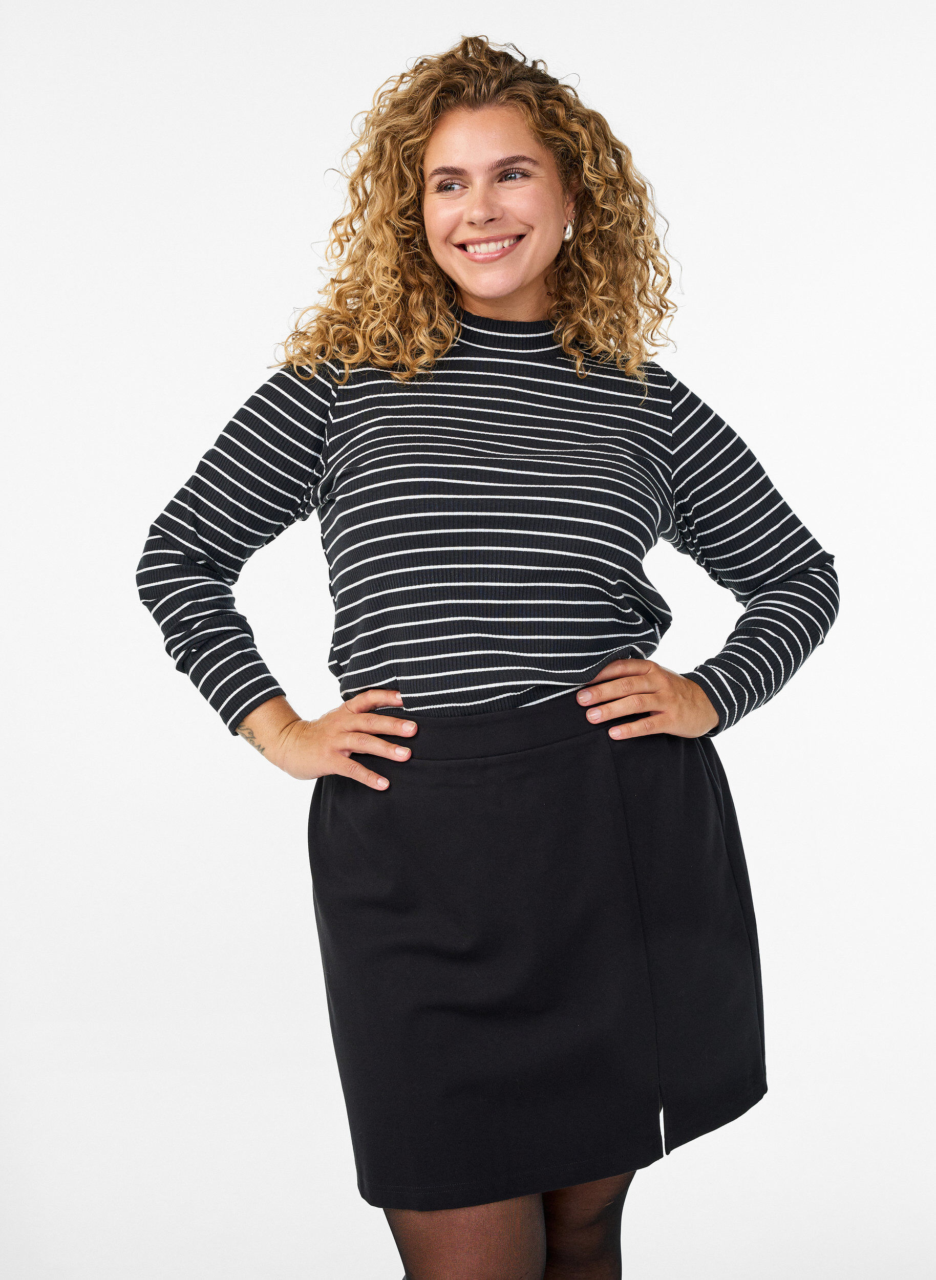 Zizzi Jerseyrock mit Schlitz, Schwarz, Model image number 0