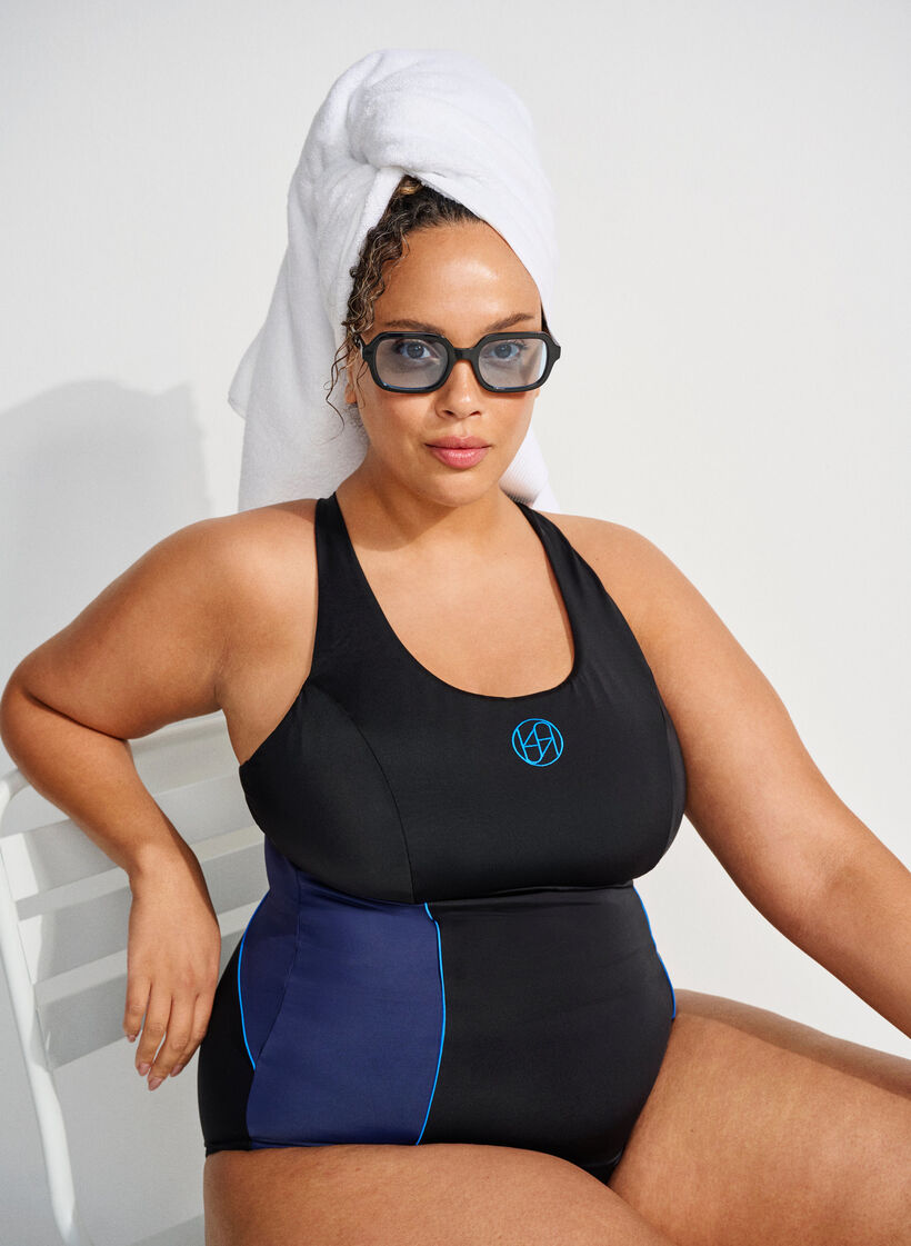 Maillot de bain de sport avec bretelles crois&eacute;es, Noir, Image image number 0