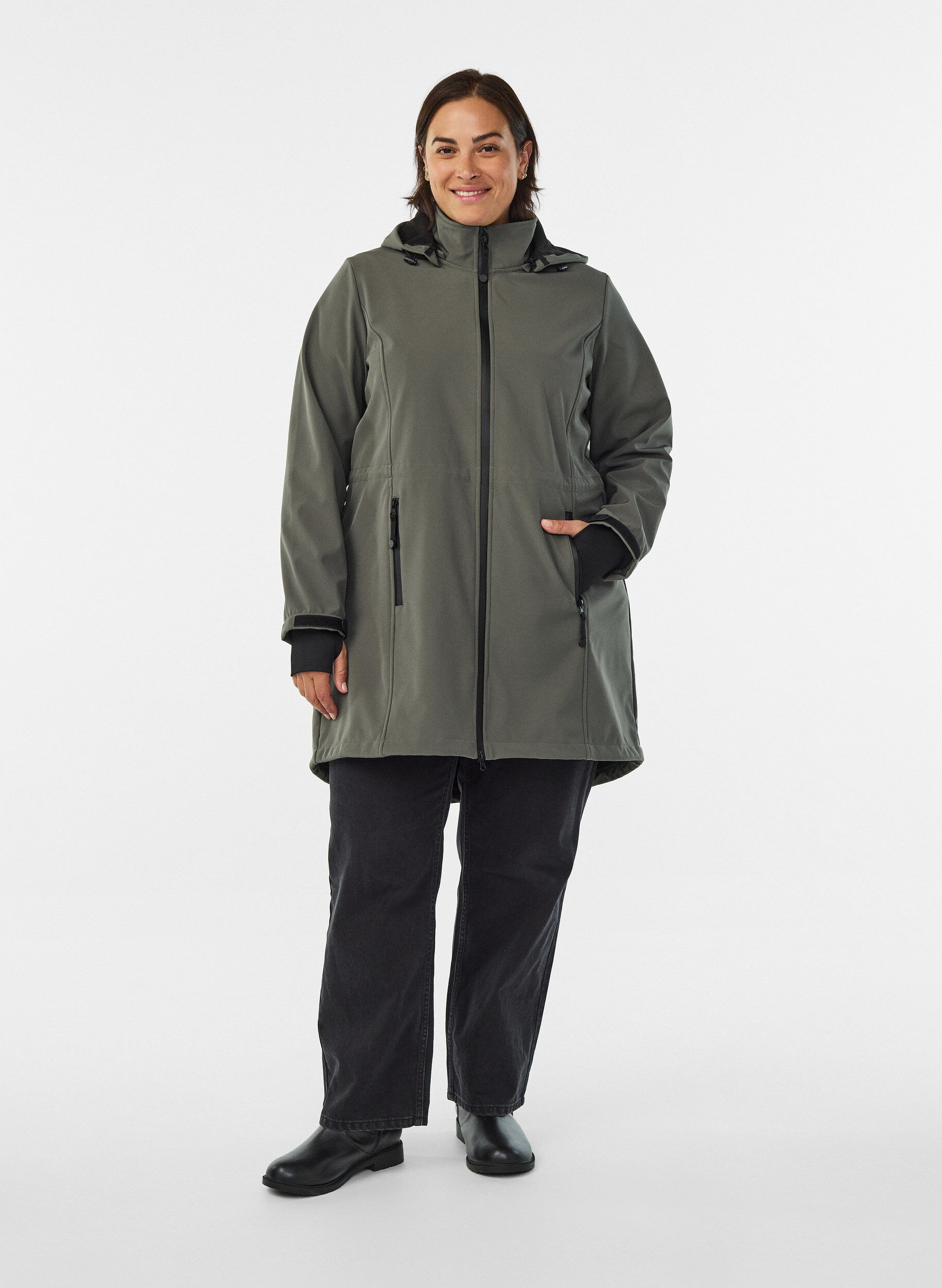 ZizziSoftshelljacke mit abnehmbarer Kapuze, Grau, Model image number 1