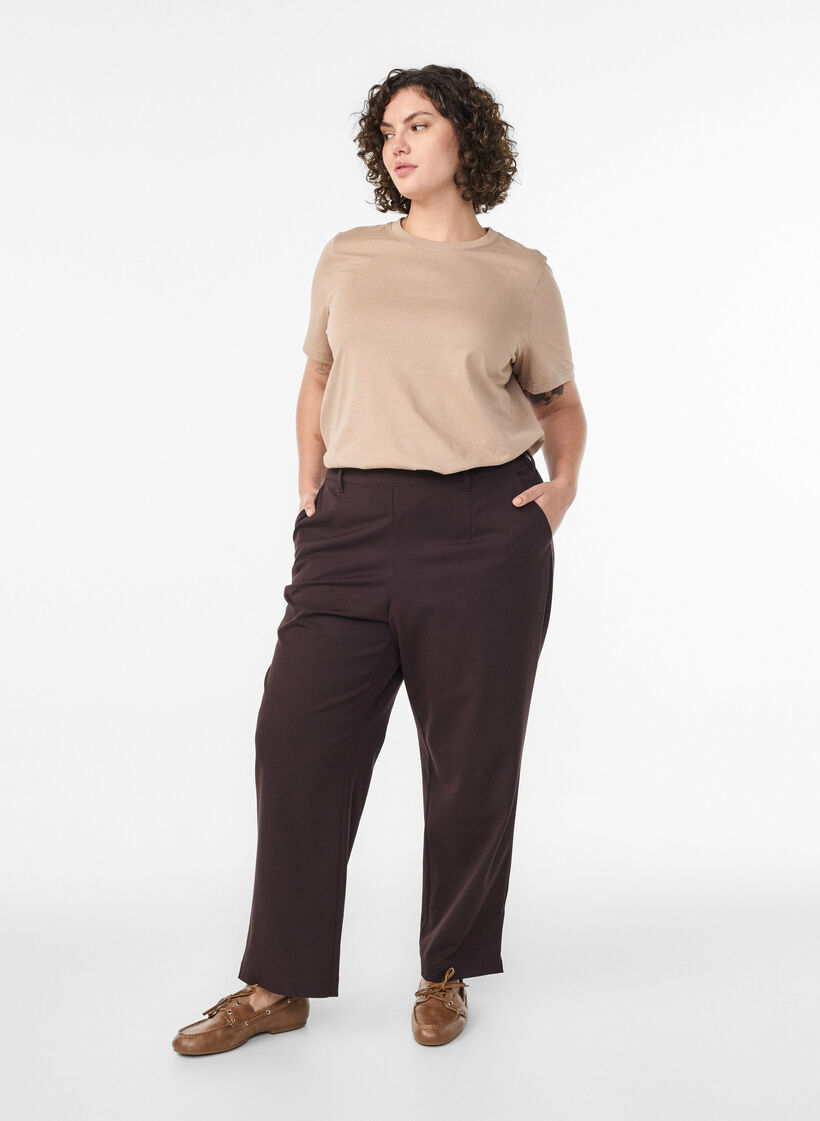 Basic-T-Shirt aus Baumwolle mit Rundhalsausschnitt, Beige, Model image number 1