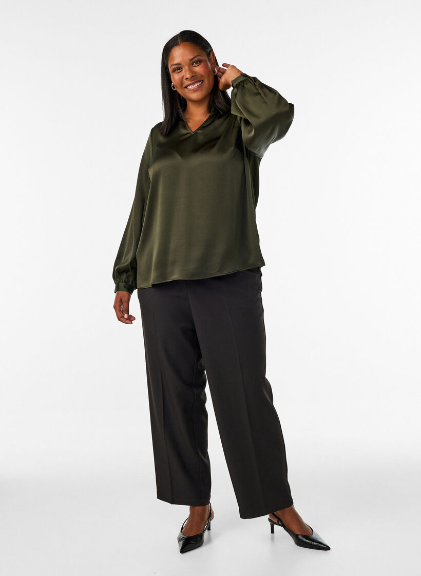 Bluse mit Hemdkragen und V-Ausschnitt, Gr&uuml;n, Model image number 1