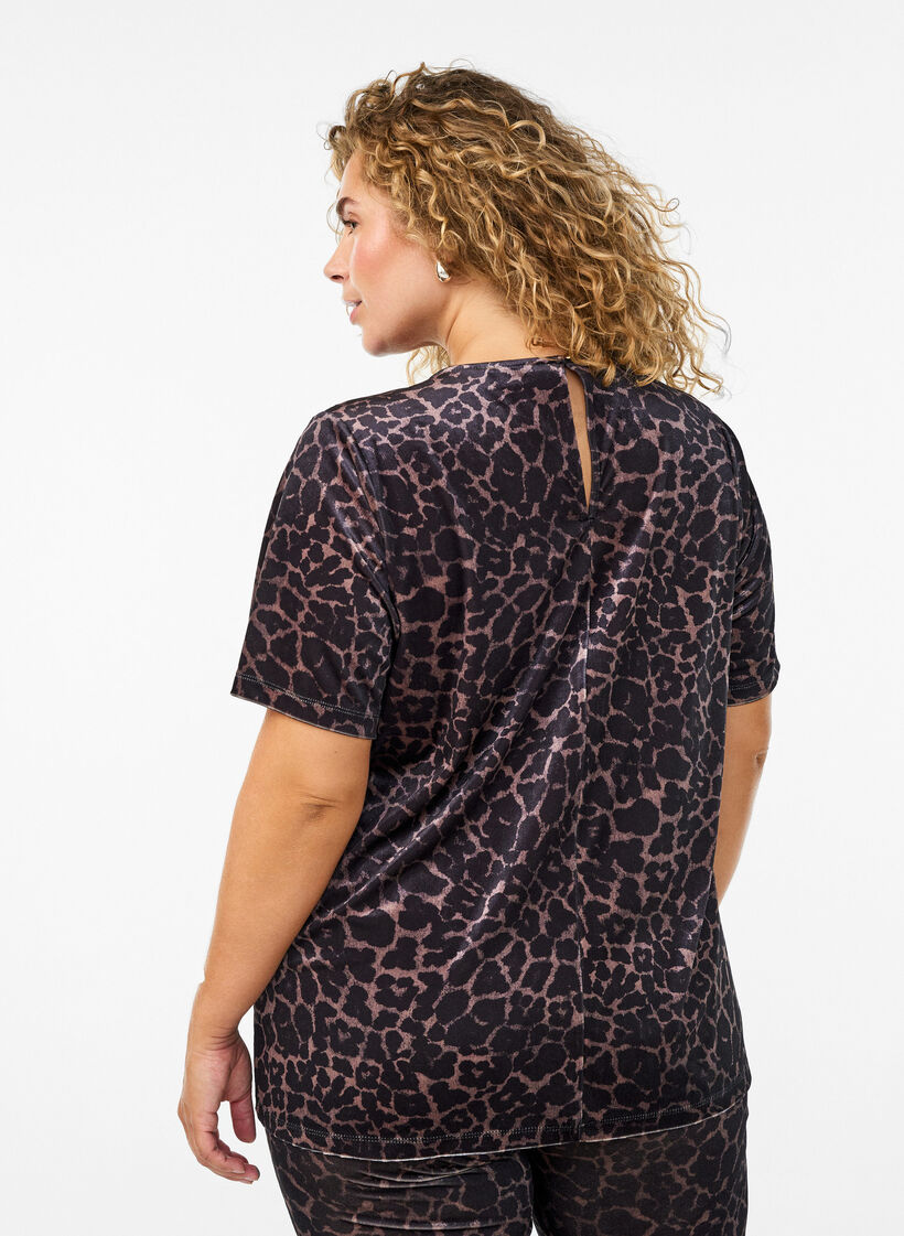 Kurzärmeliges Top aus Velours, Braun, Model