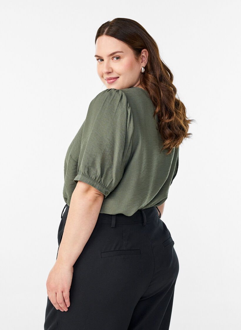 Bluse aus Viskose mit halben &Auml;rmeln, Gr&uuml;n, Model image number 2