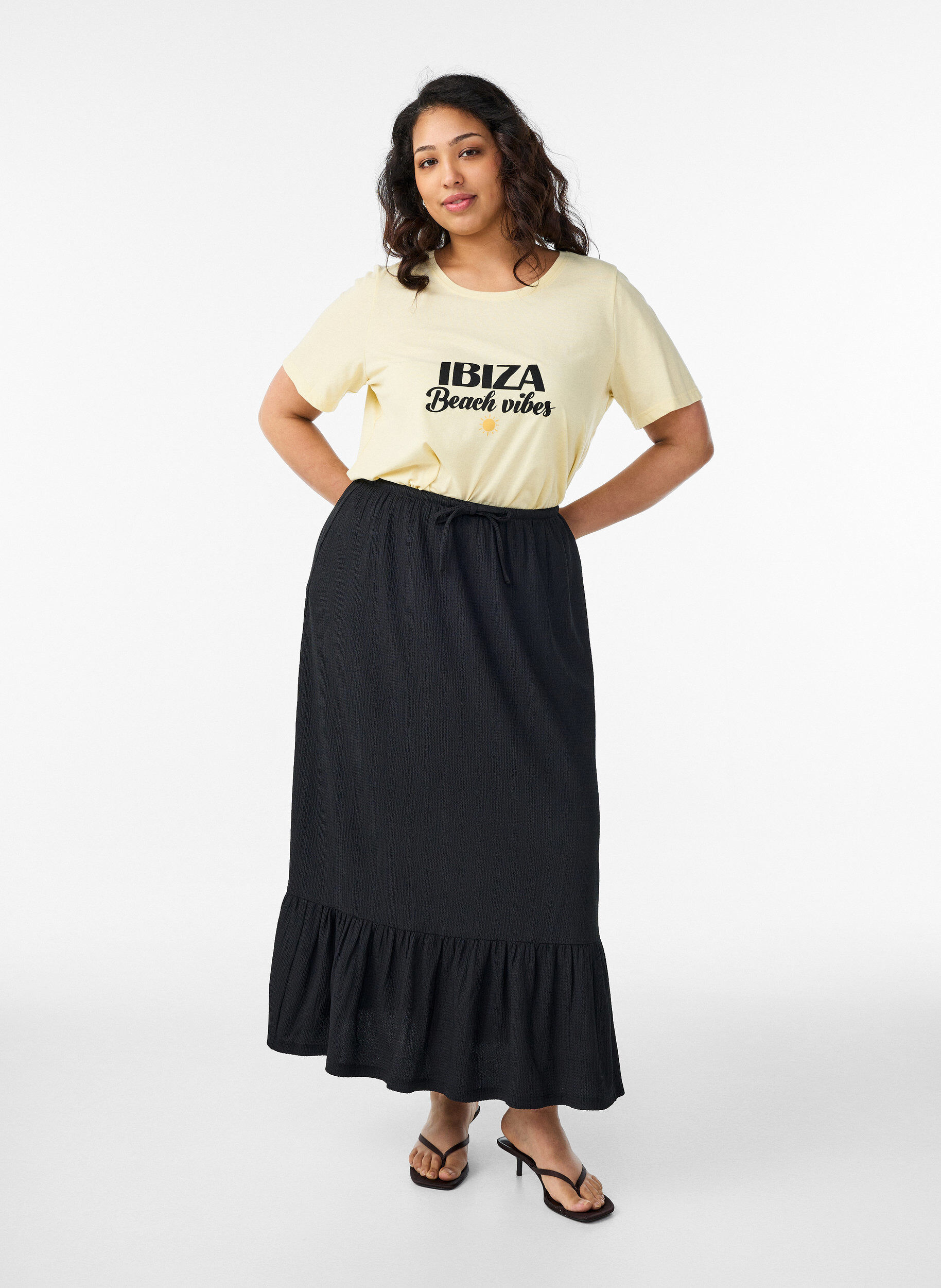 Zizzi T-shirt imprim&eacute;, Jaune, Model image number 1
