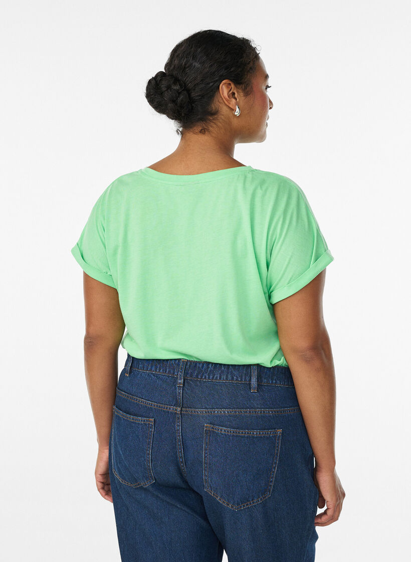 Kurz&auml;rmliges T-Shirt aus einer Baumwollmischung, Gr&uuml;n, Model image number 2