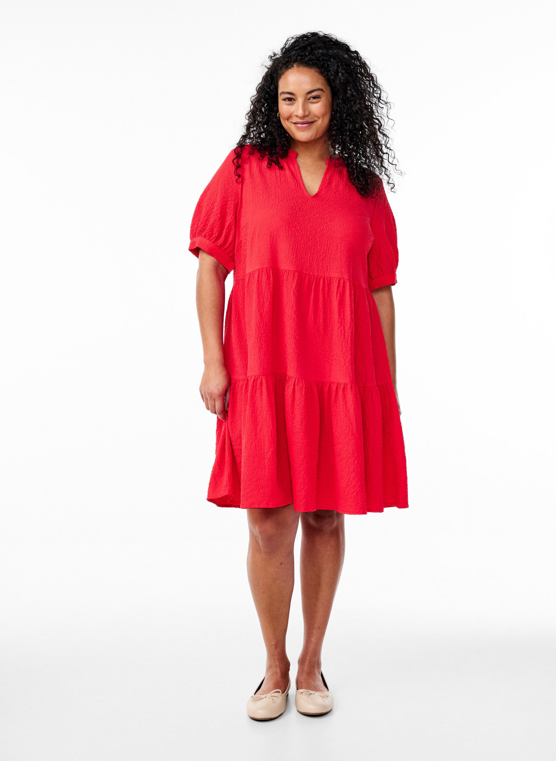 Zizzi FLASH - Robe courte coupe &eacute;vas&eacute;e, Rouge, Model image number 1
