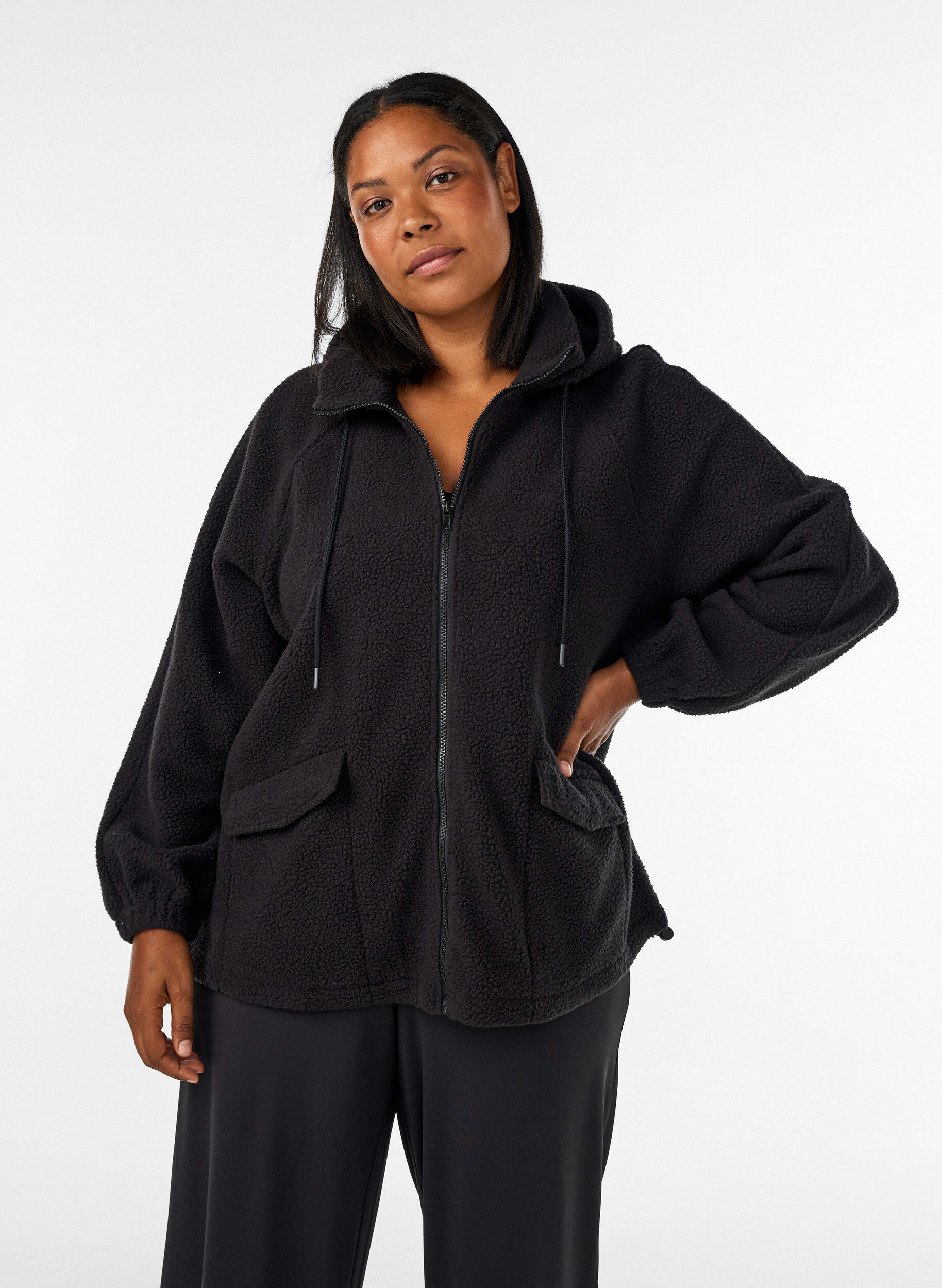 Veste teddy &agrave; capuche zipp&eacute;e, Noir, Model