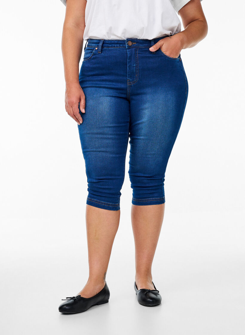 Jean capri Amy &agrave; taille haute et coupe super slim, Bleu, Model image number 2