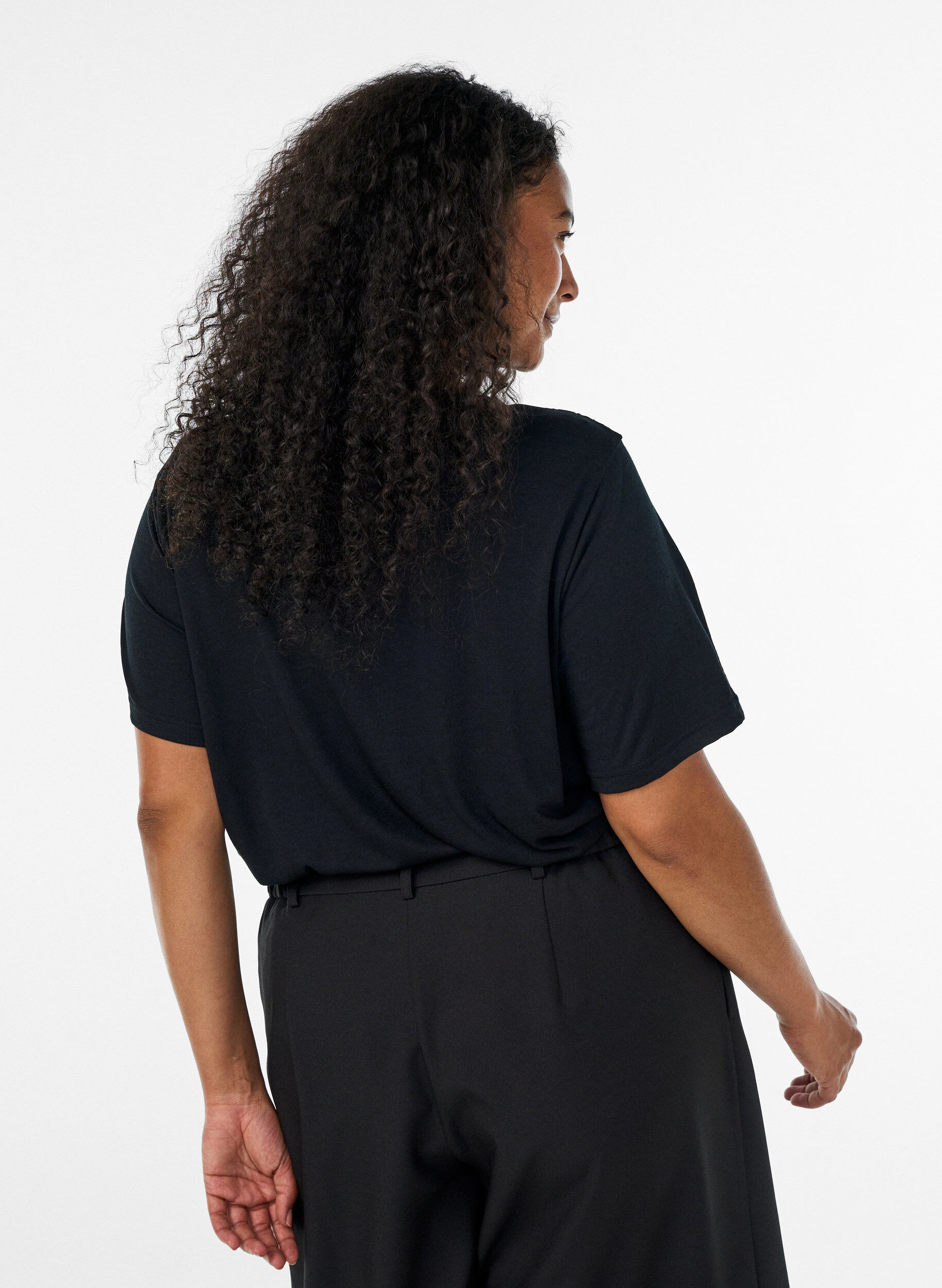 ZizziBluse mit Spitzeneinsatz und Ballon&auml;rmeln, Schwarz, Model image number 2