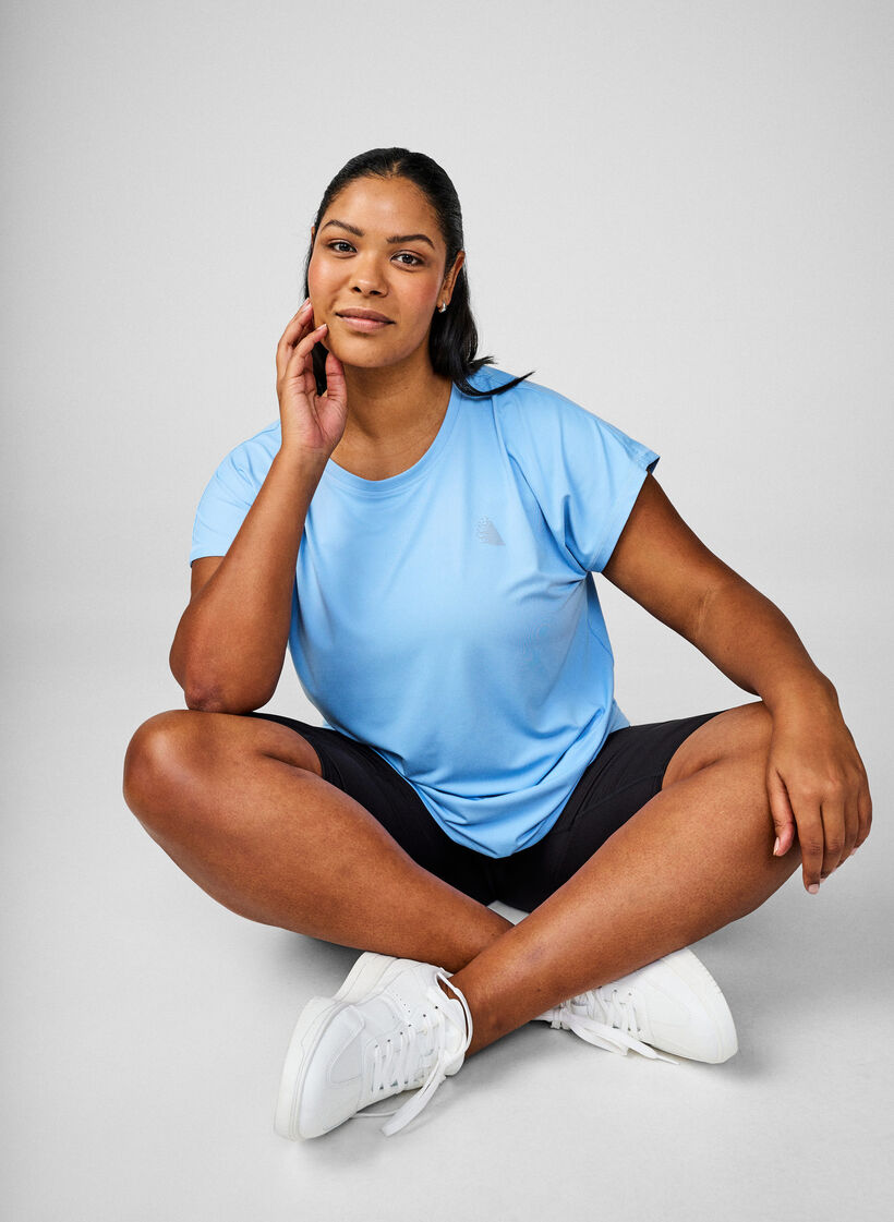 Einfarbiges Trainings-T-Shirt, Blau, Image image number 0