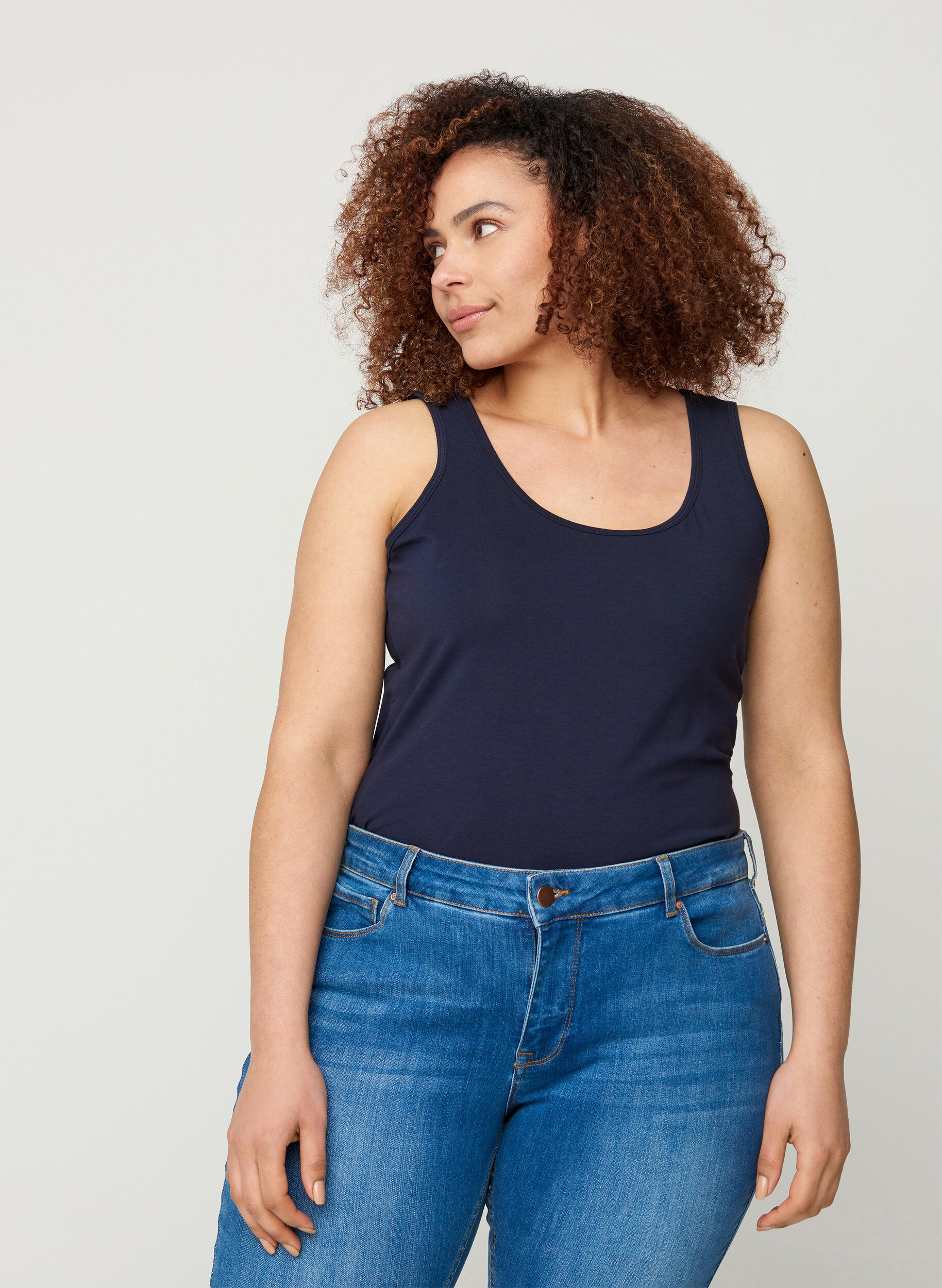Zizzi Einfarbiges Basic Top, Blau, Model image number 0
