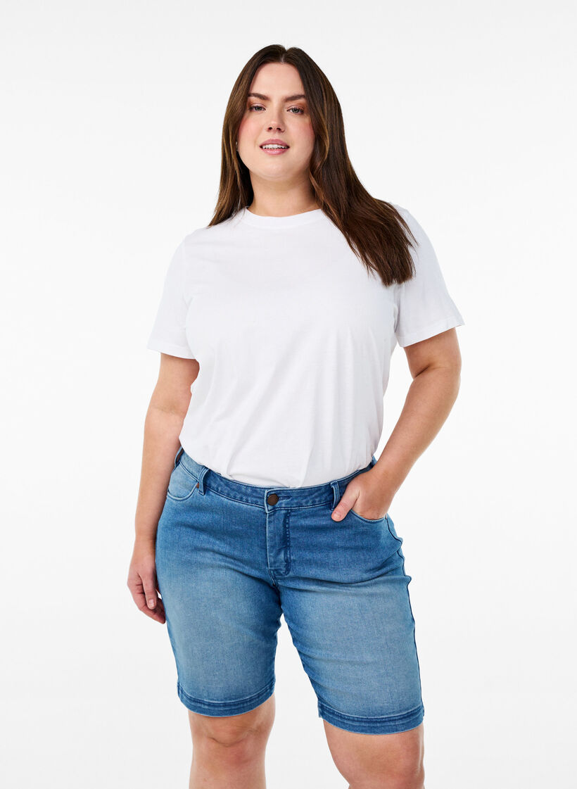 Short Emily coupe slim, taille classique, Bleu Clair, Model image number 0
