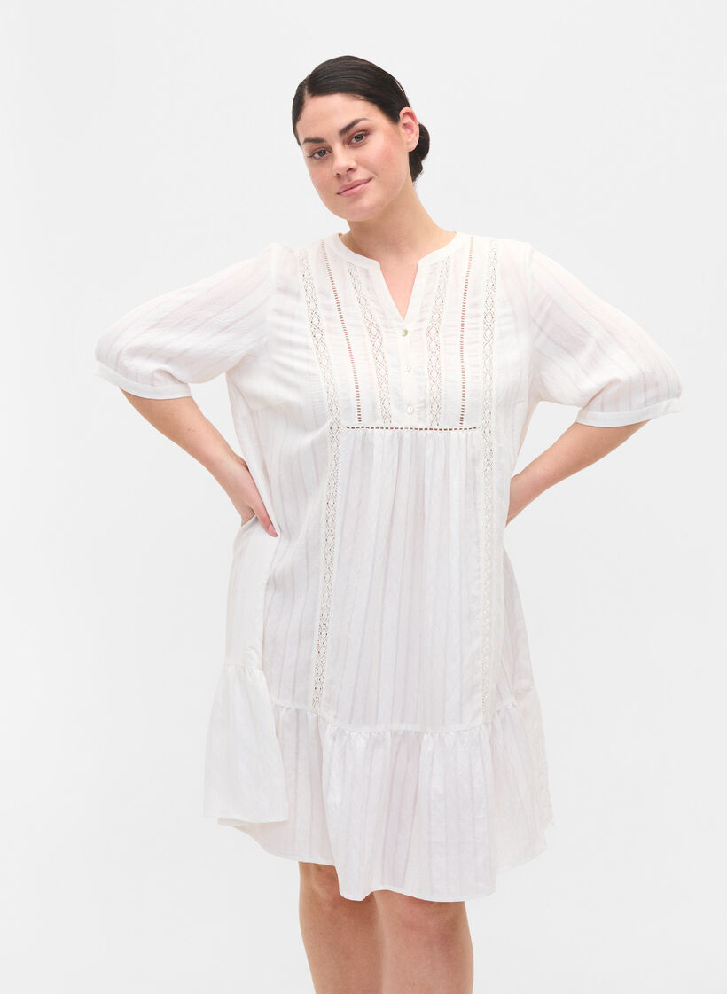 Robe en viscose rayée avec ruban en dentelle, Bright White, Model image number 0